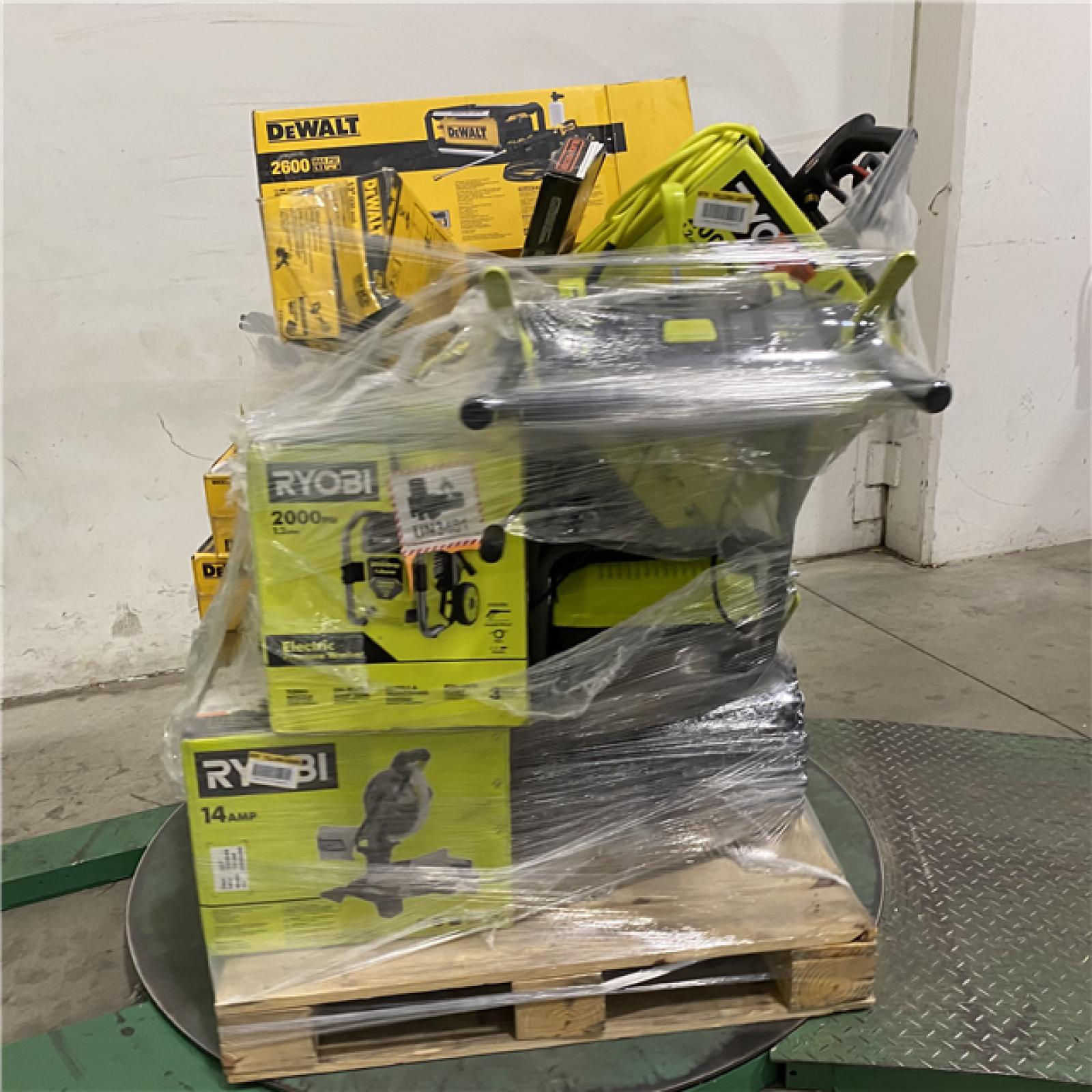 Dallas Location - As-Is Tool Pallet
