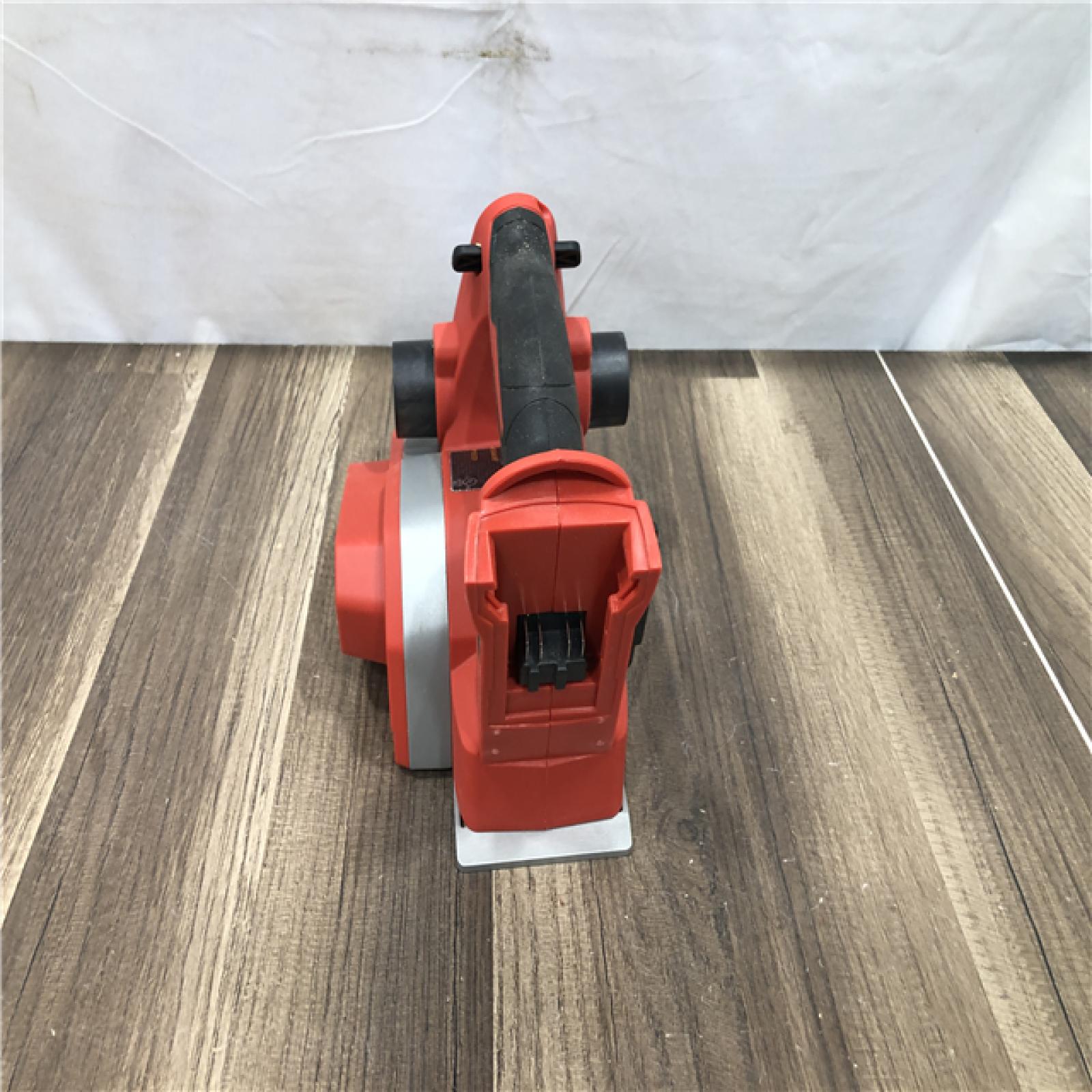 AS-IS Milwaukee M18 18V Lithium-Ion Cordless 3-1/4 in. Planer (Tool-Only)