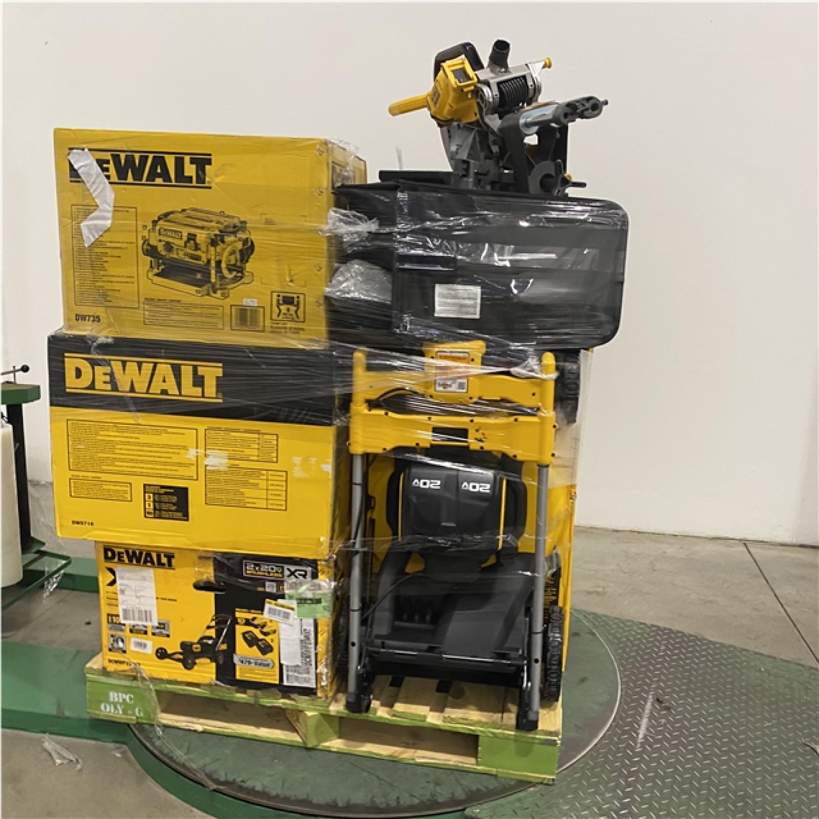 Dallas Location - As-Is Tool Pallet
