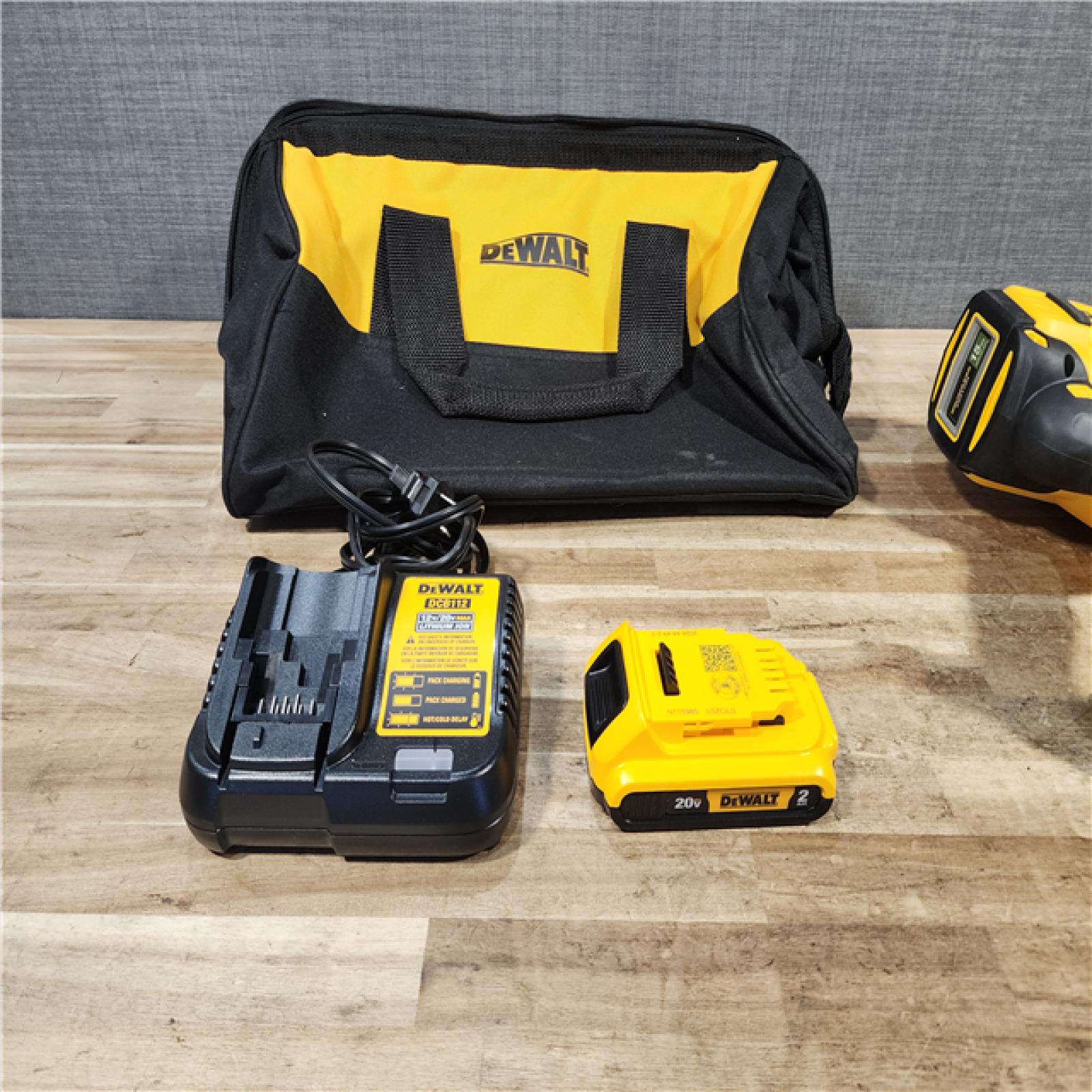 HOUSTON LOCATION - AS - IS DEWALT 20V MAX XR Lithium-Ion Cordless 2-1/2 in. 15-Gauge Finish Nailer Kit