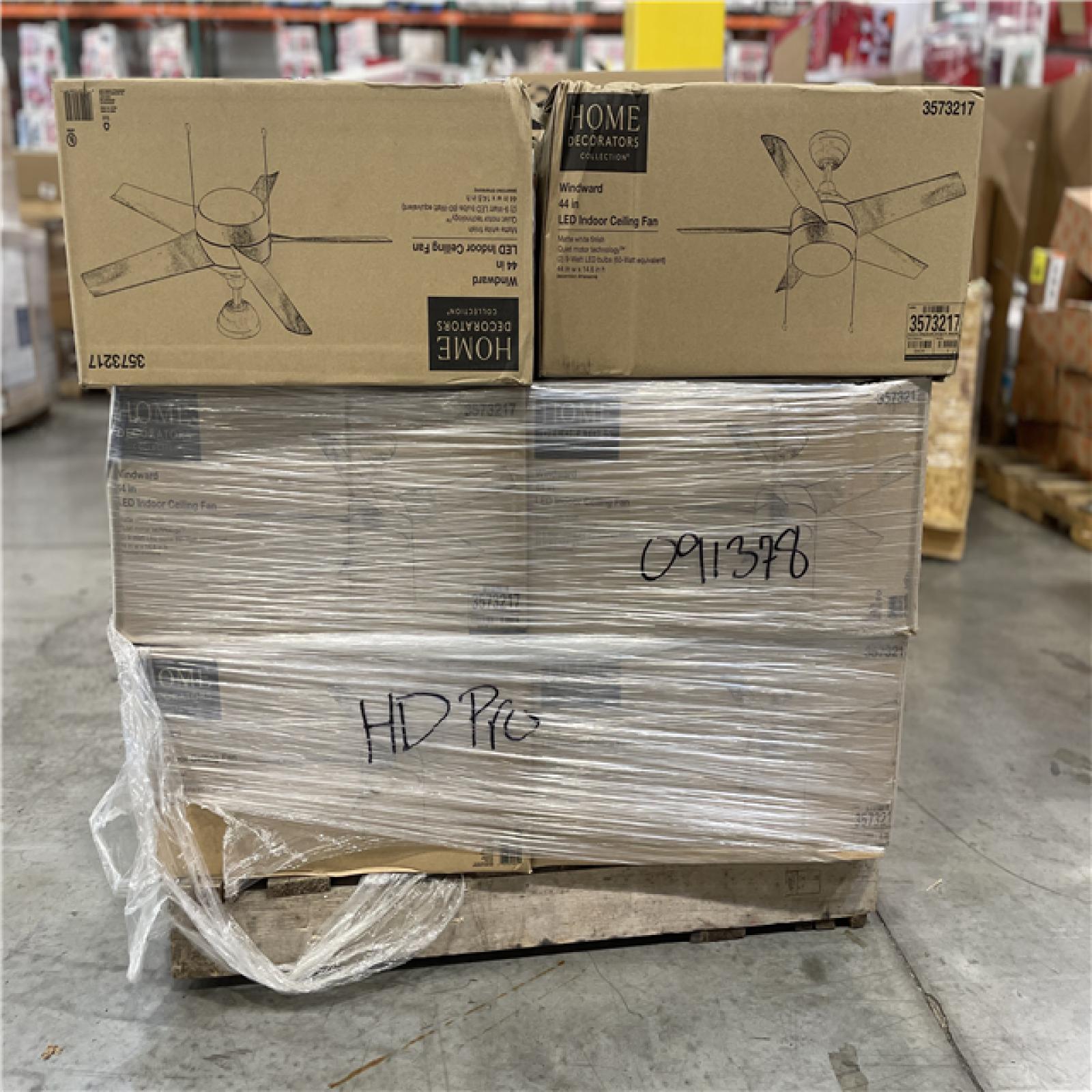 DALLAS LOCATION- HOME DECORATORS COLLECTION WINDWARD 44IN. LED INDOOR CEILING FAN PALLET (24 UNITS)
