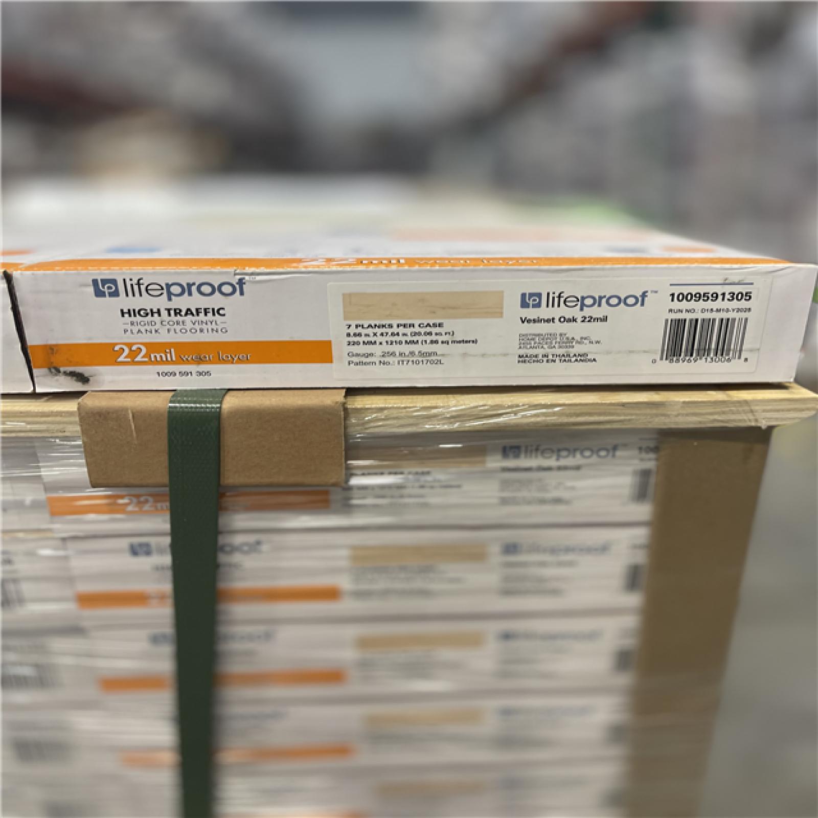 DALLAS LOCATION - Lifeproof Vesinet Oak 22 mil x 8.7 in. W x 48 in. L Click Lock Waterproof Luxury Vinyl Plank Flooring (20.1 sq. ft./case) PALLET-(60 CASES)