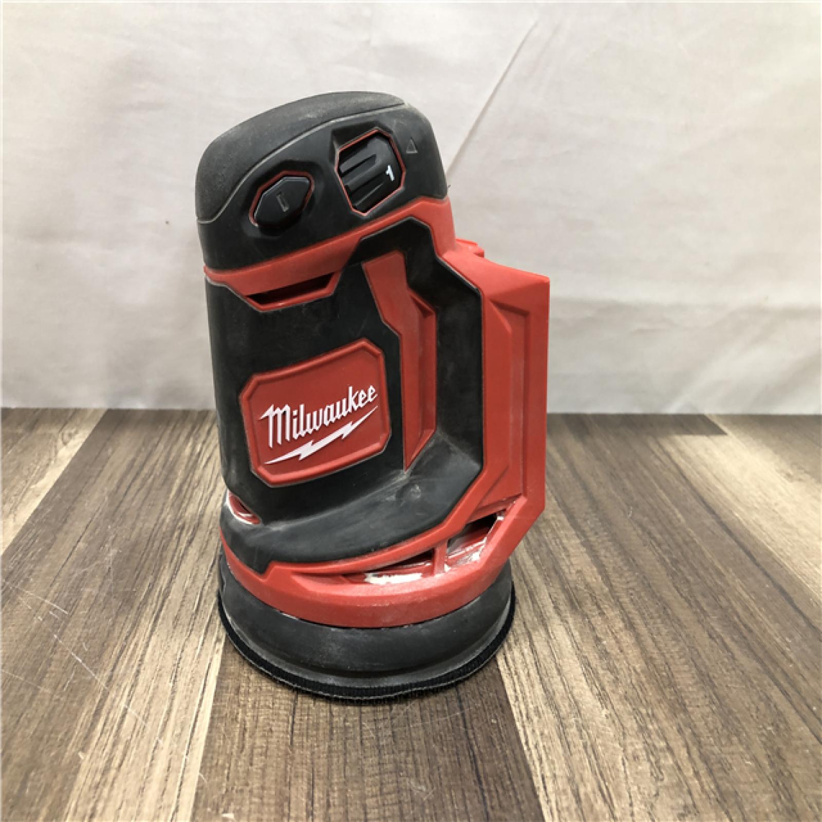 AS-IS Milwaukee 18V Lithium-Ion Cordless 5 in. Random Orbit Sander (Tool-Only)