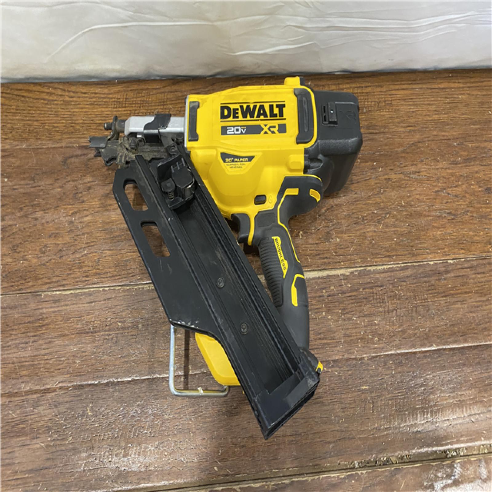 AS-IS DEWAS-IS20-Volt 30Â° Cordless Framing Nailer (Tool-Only)