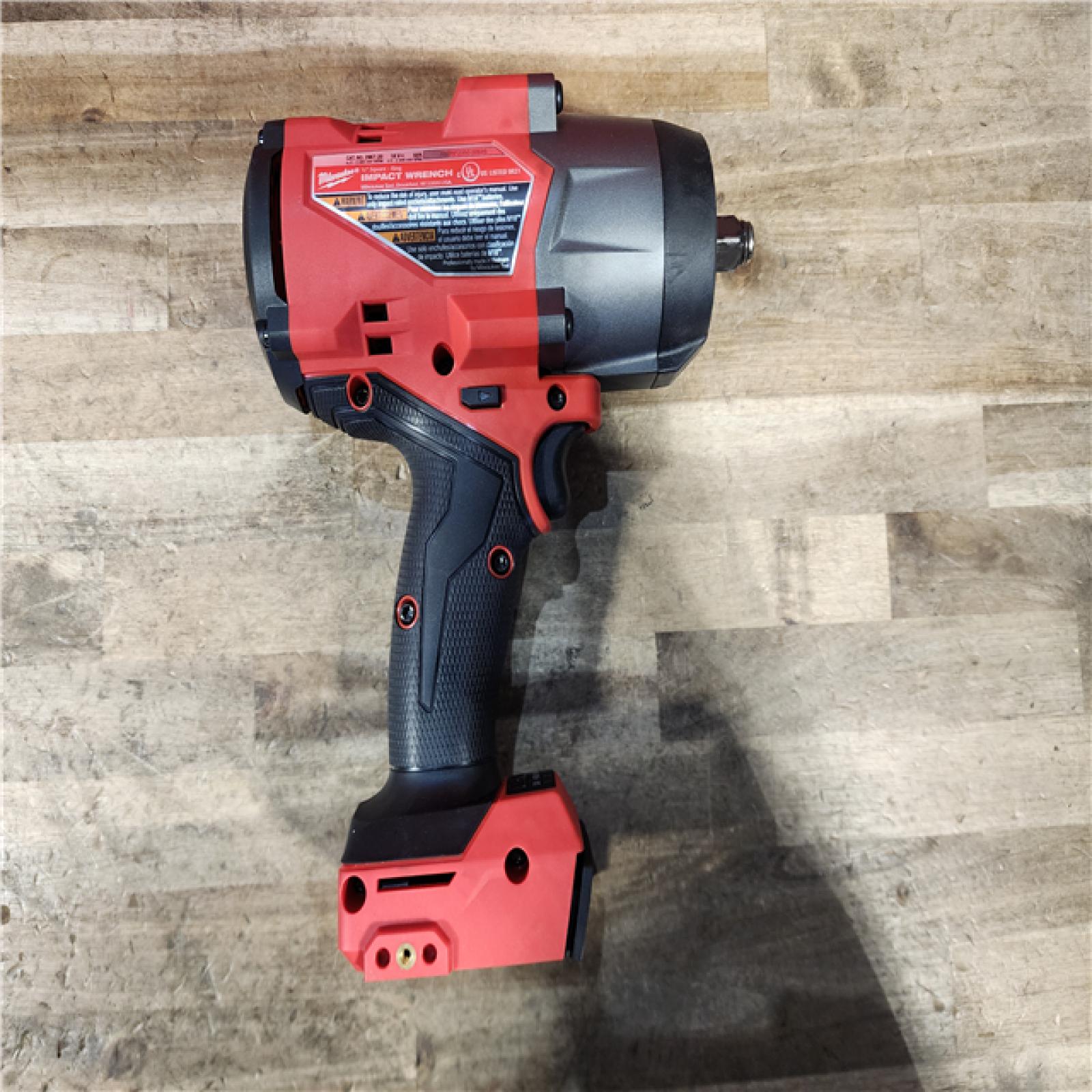 HOUSTON LOCATION - AS-IS Milwaukee FUEL 18V Lithium-Ion Brushless Cordless 1/2 in. Impact Wrench w/Friction Ring Kit