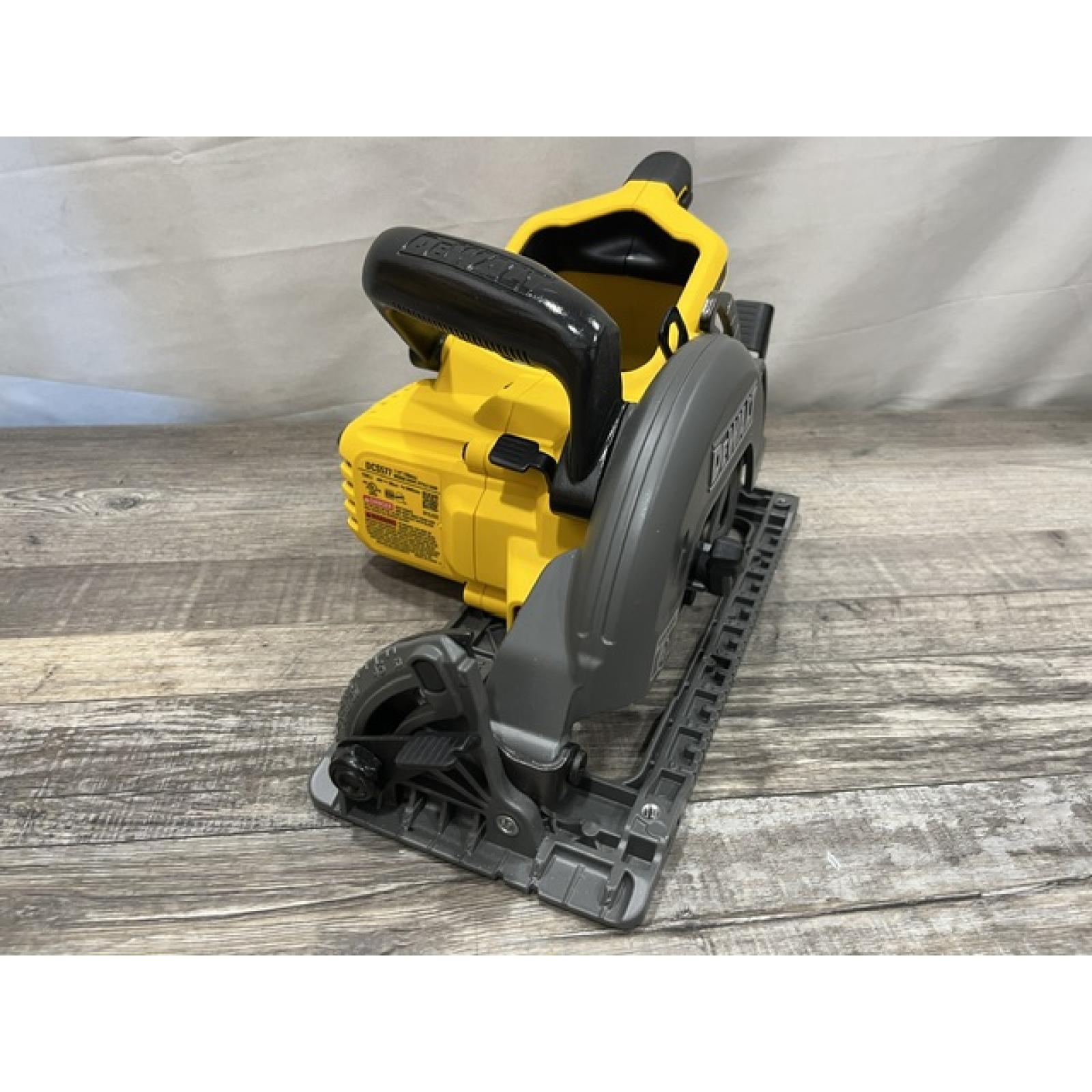 AS-IS DEWALT FLEXVOLT 60V MAX Cordless Brushless 7-1/4 in. Wormdrive Style Circular Saw (Tool Only)