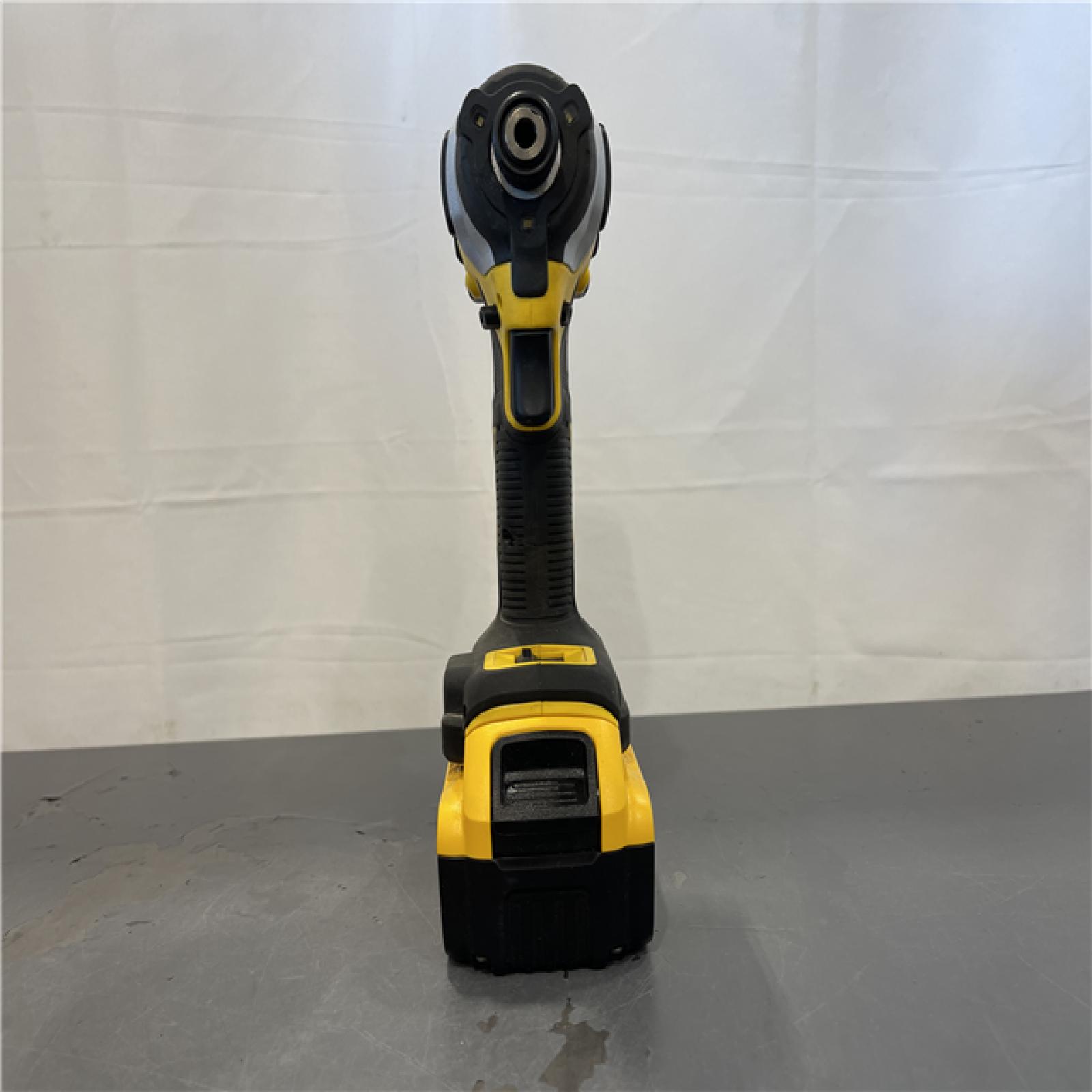 AS-IS - DeWalt 20V MAX ATOMIC 1/4 in. Cordless Brushless 3-Speed Impact Driver Kit