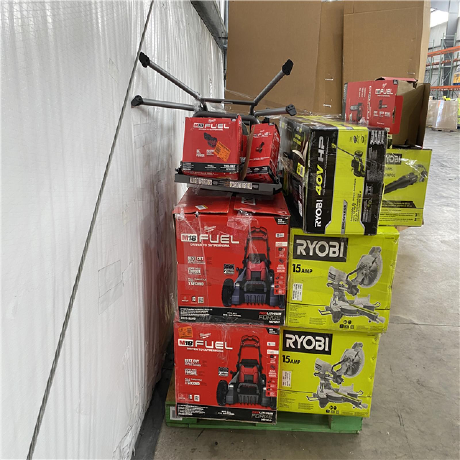 Houston Location AS IS - Tool Pallet