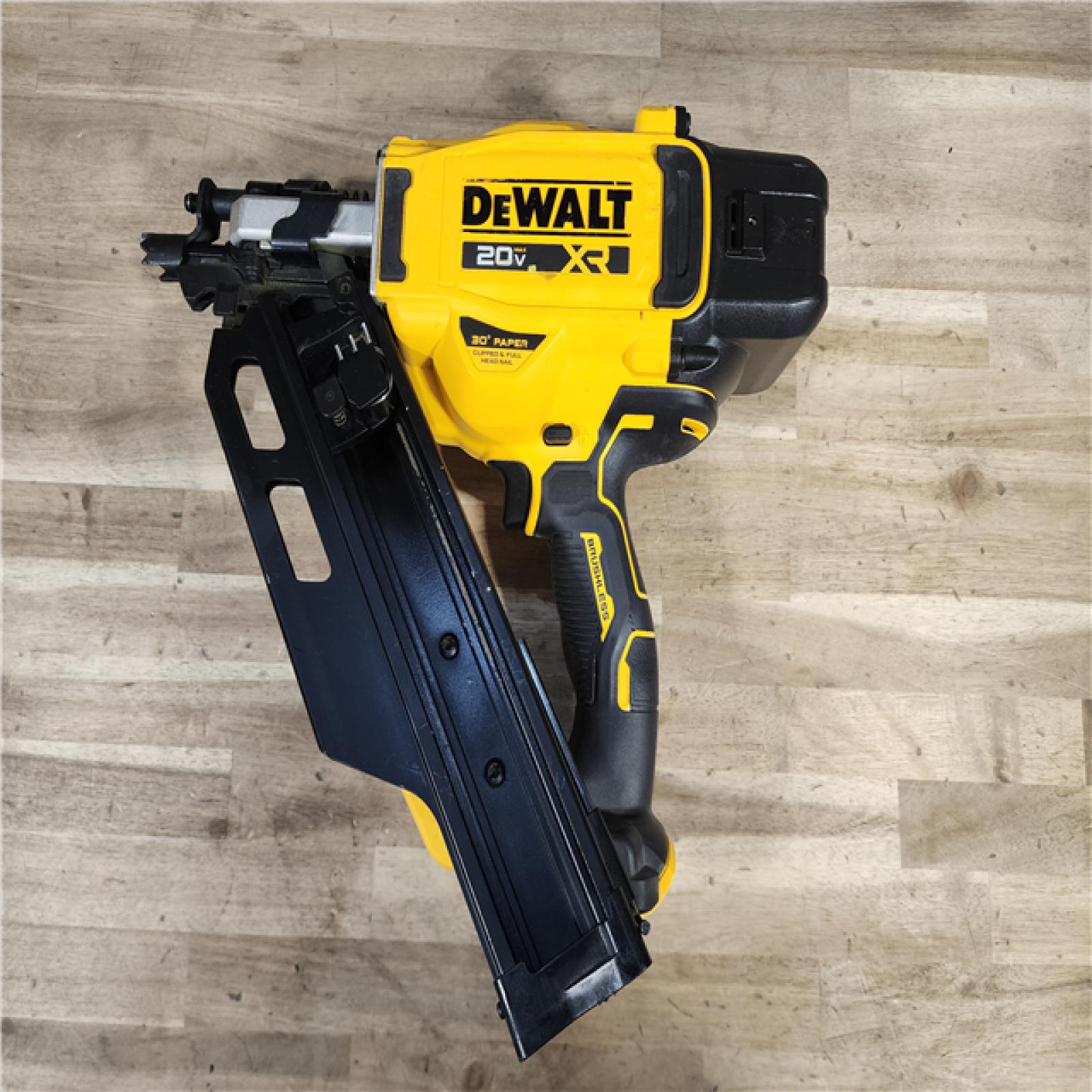 HOUSTON LOCATION - AS-IS DEWALT 20-Volt 30° Cordless Framing Nailer (Tool-Only)
