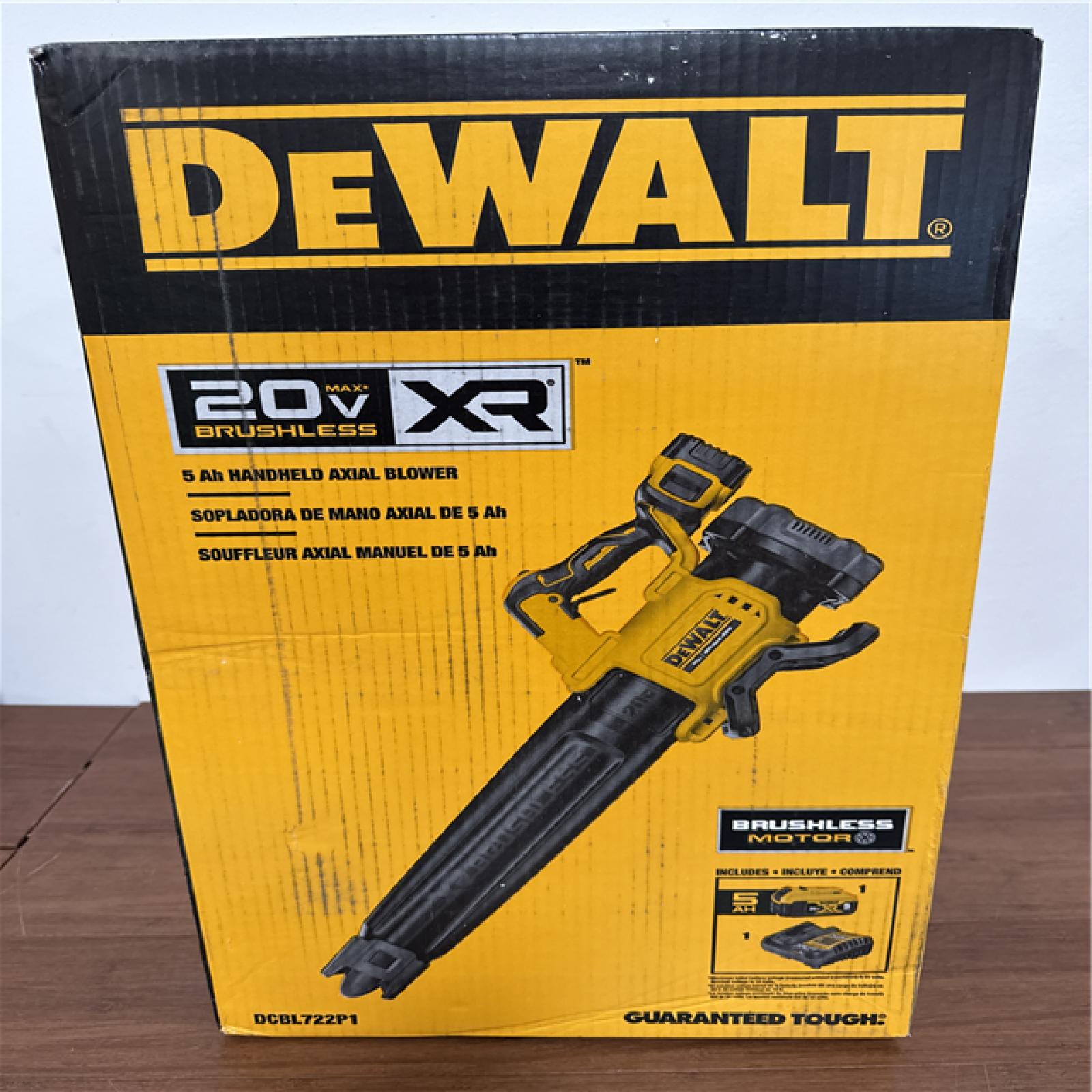 California NEW DeWalt 5Ah Handheld Axial Blower includes (1) Battery & Charger
