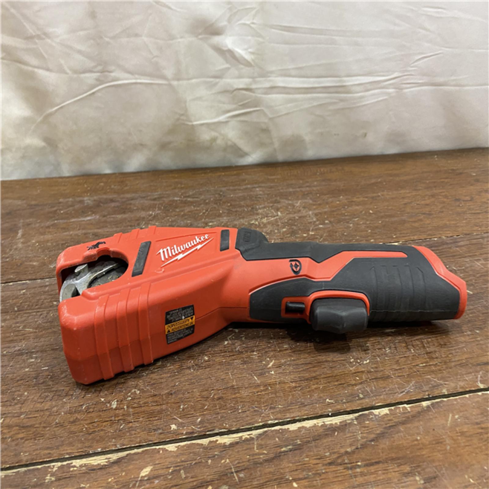 AS-IS M12 12V Lithium-Ion Cordless Copper Tubing Cutter (Tool-Only)
