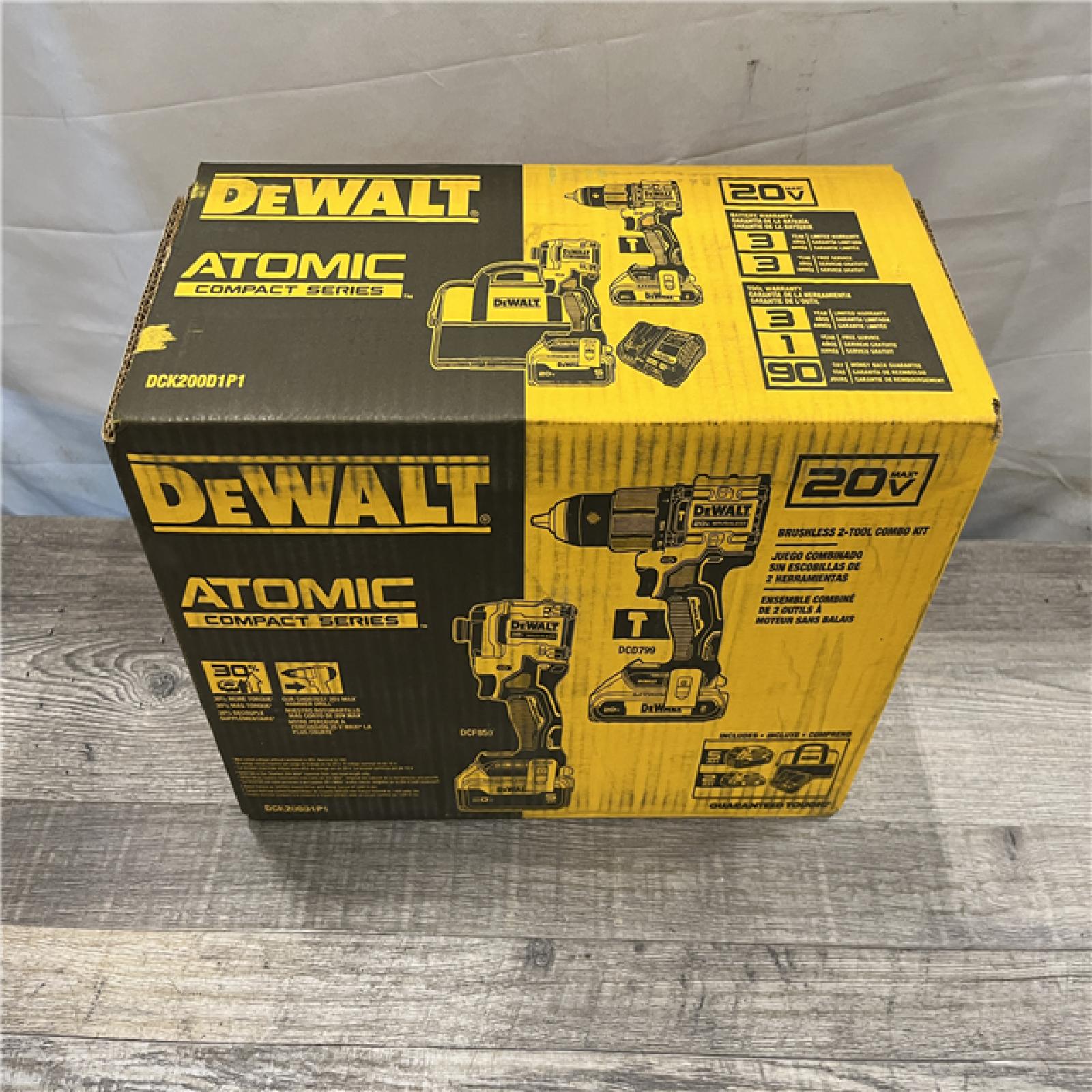 NEW - DEWALT ATOMIC 20V MAX Lithium-Ion Cordless 2-Tool Combo Kit