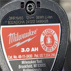 AS-IS Milwaukee Men's 2 X-Large 12V Lithium-Ion Cordless Axis Black Heated Quilted Hooded Jacket Kit