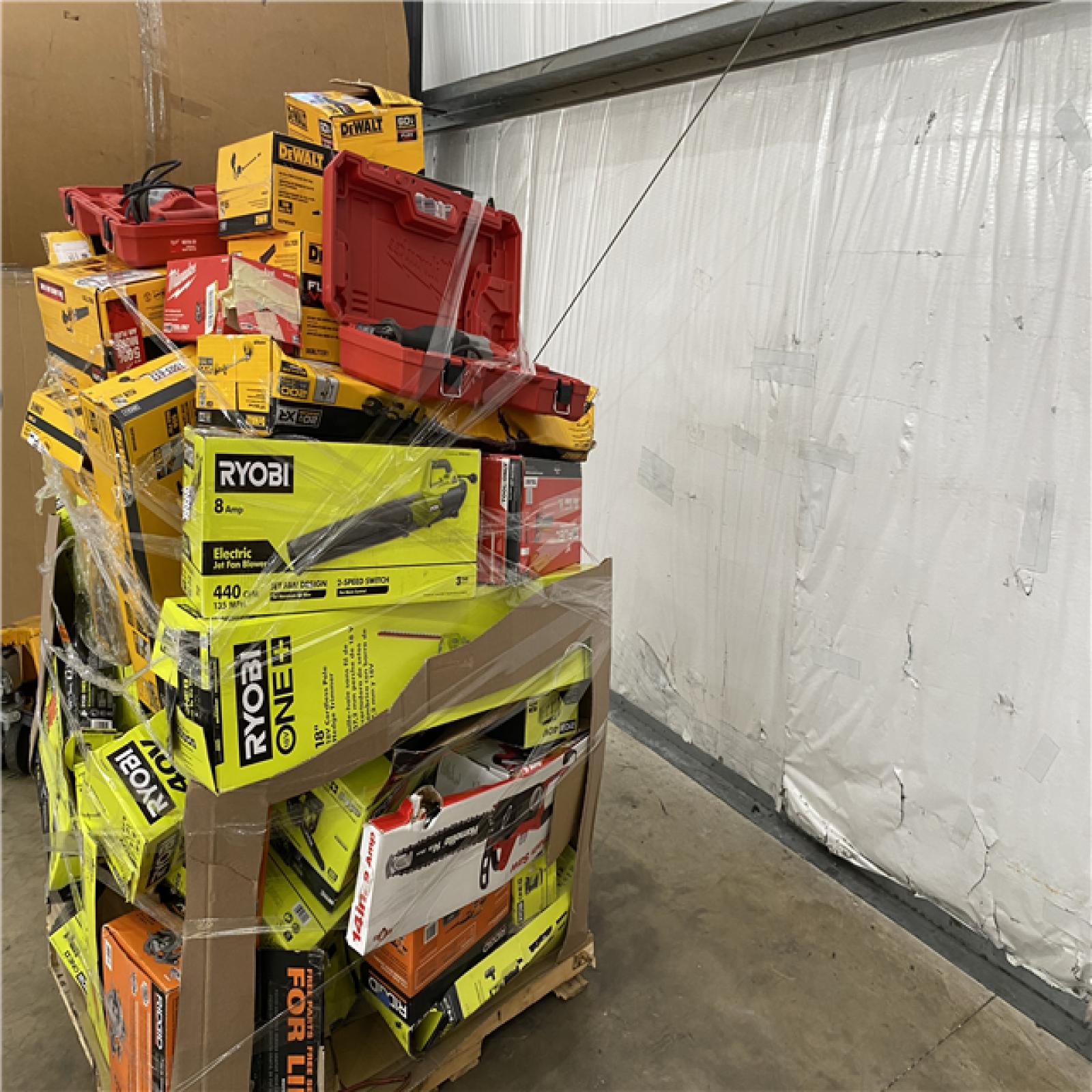 Houston Location AS IS - Tool Pallet