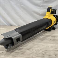 LIKE NEW! - DEWALT 20V MAX Cordless String Trimmer & Blower Combo Kit