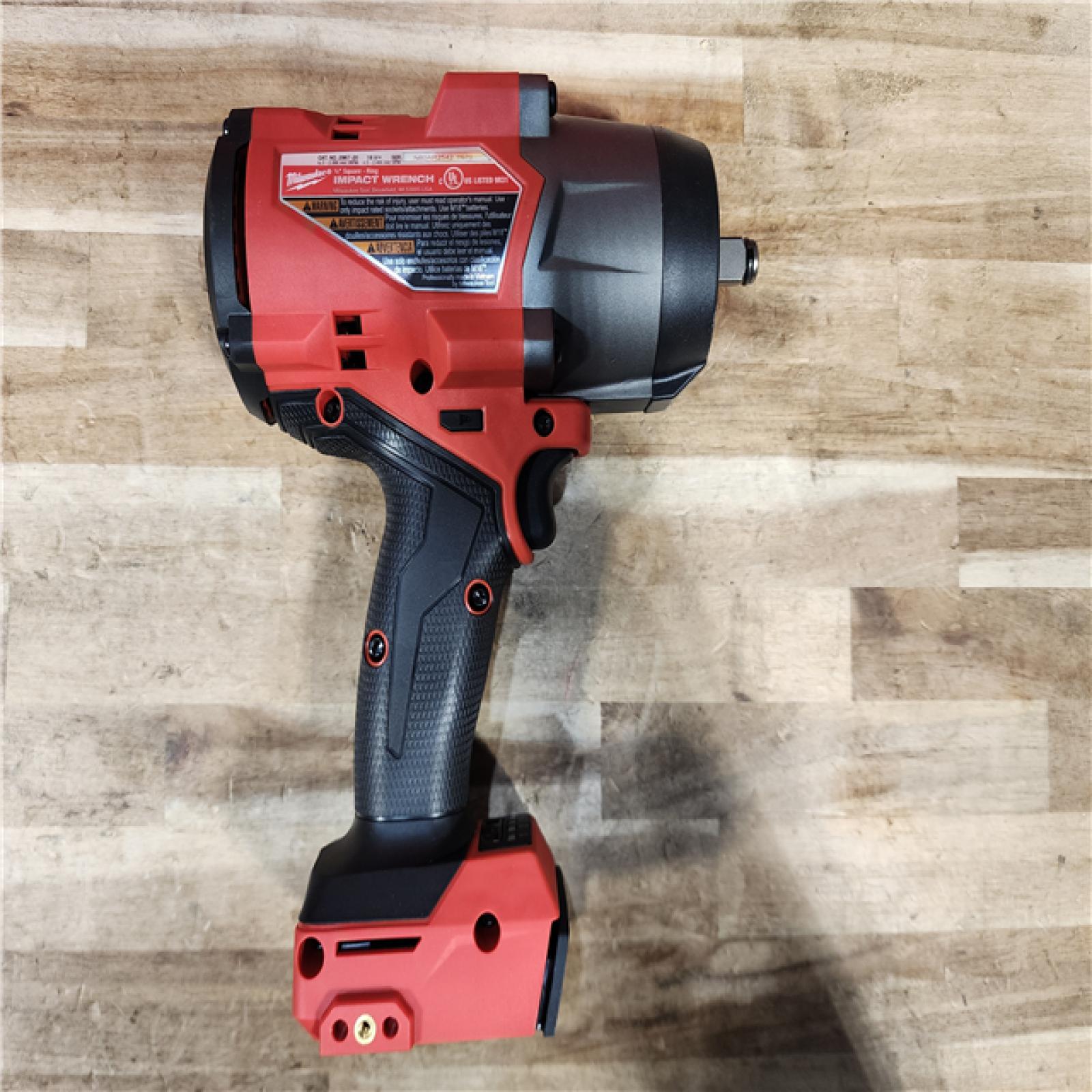HOUSTON LOCATION - AS-IS Milwaukee FUEL 18V Lithium-Ion Brushless Cordless 1/2 in. Impact Wrench w/Friction Ring Kit