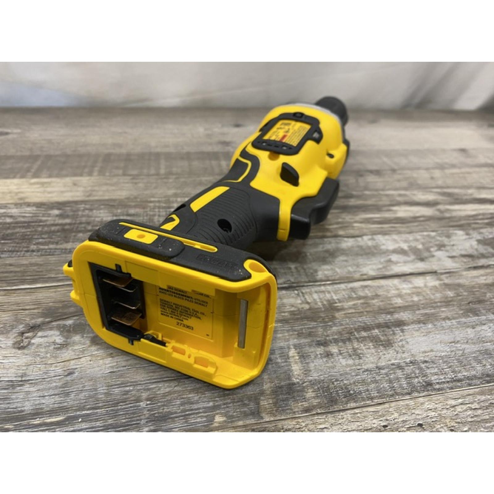 AS-IS DEWALT 20-Volt MAX XR Lithium-Ion Cordless Brushless 1-1/2 in. Variable Speed Die Grinder (Tool-Only)