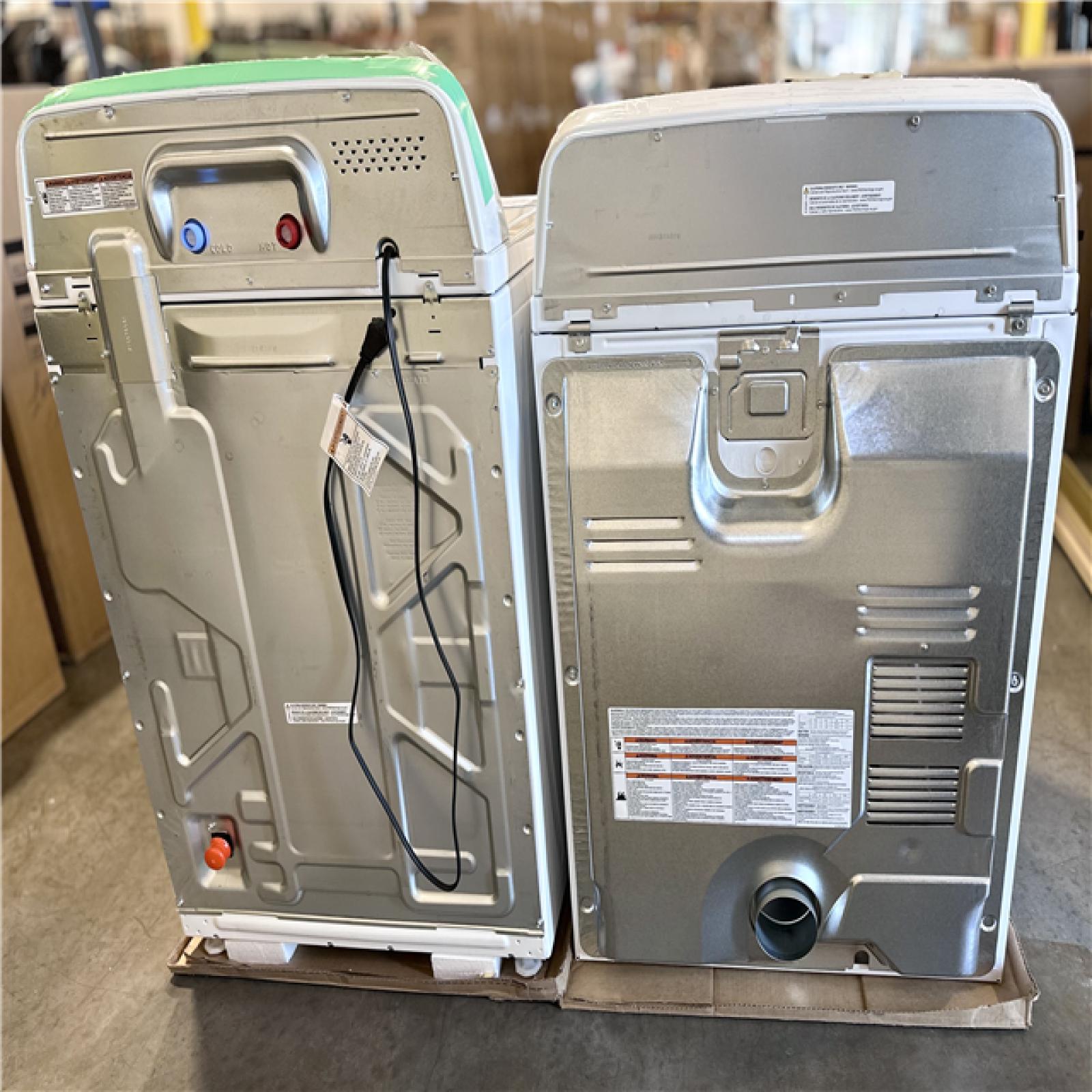 DALLAS LOCATION NEW! WHIRLPOOL WASHER AND DRYER SET