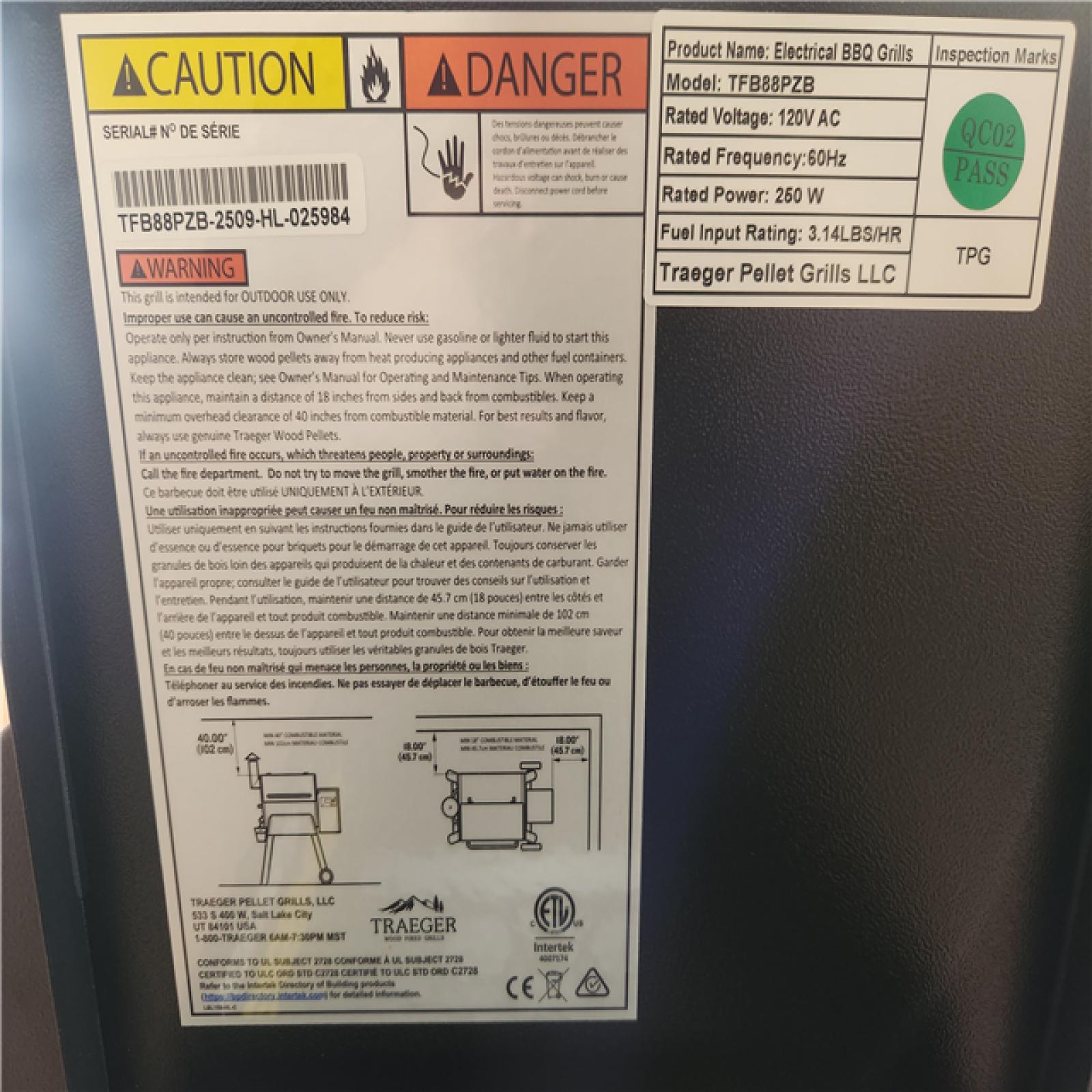 Phoenix LIKE NEW Traeger Pro Series 34-Pellet Grill and Smoker in Bronze