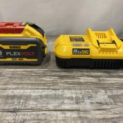 AS-IS DEWALT 20V/60V MAX FLEXVOLT Lithium-Ion 9.0Ah Battery and Charger Starter Kit