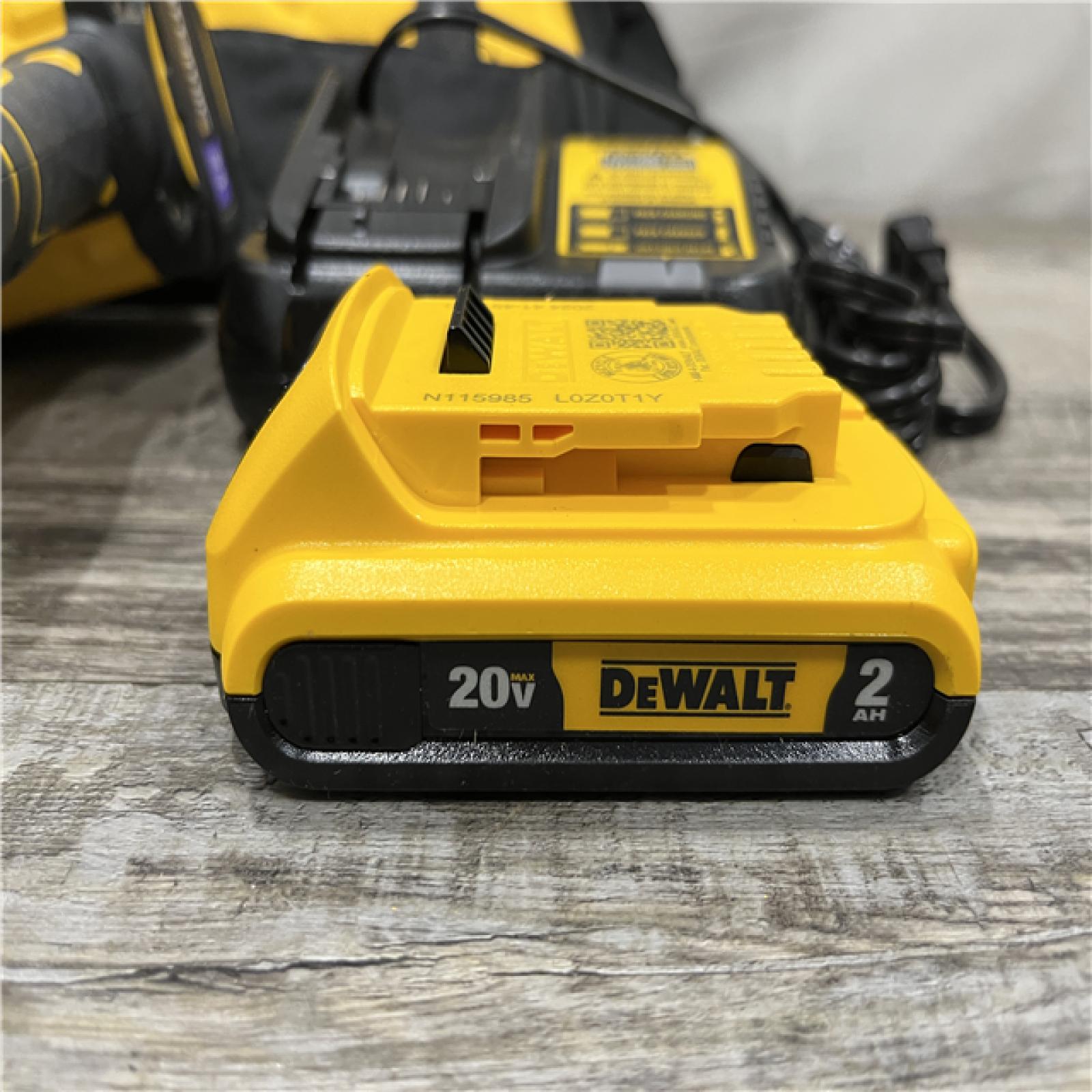 AS-IS DEWALT ATOMIC 20V MAX Lithium Ion Cordless 23 Gauge Pin Nailer Kit