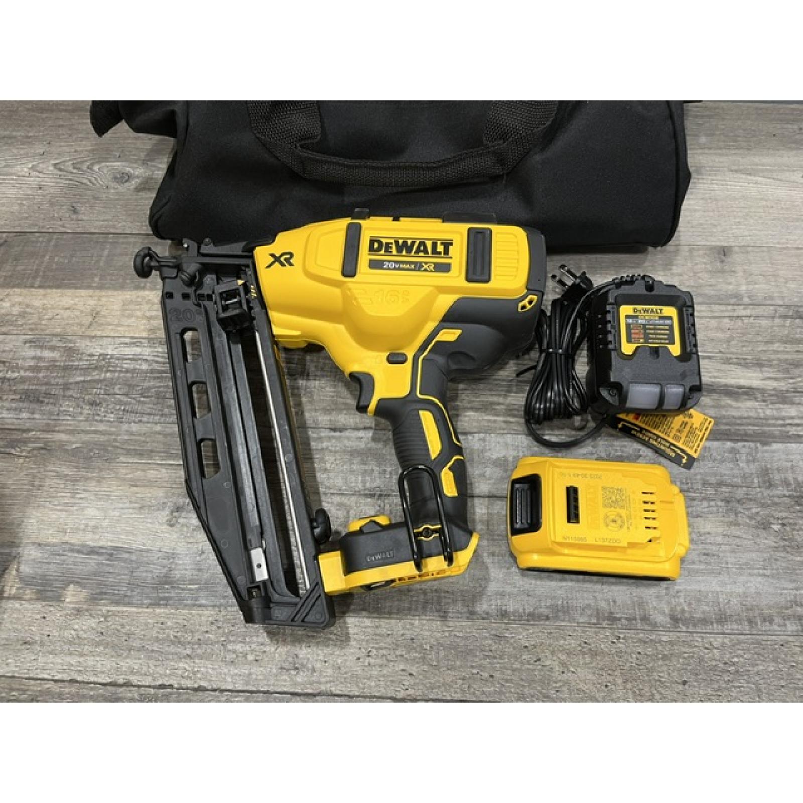 AS-IS DEWALT 20V MAX XR 16-Gauge Electric Cordless Angled Finishing Nailer Kit