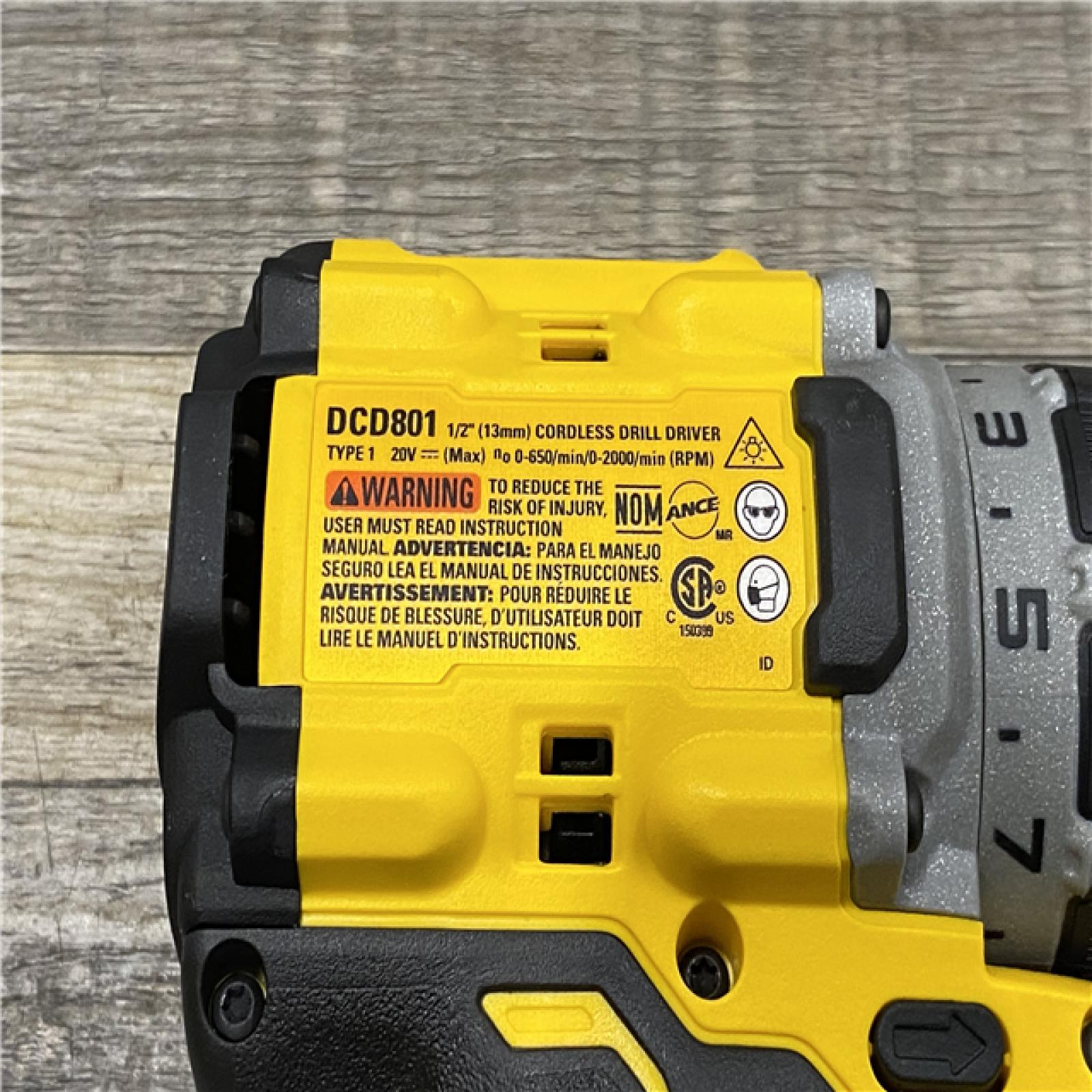 AS-IS DEWALT 20V XR Lithium-Ion Cordless Brushless 1/2 in. Drill/Driver Kit