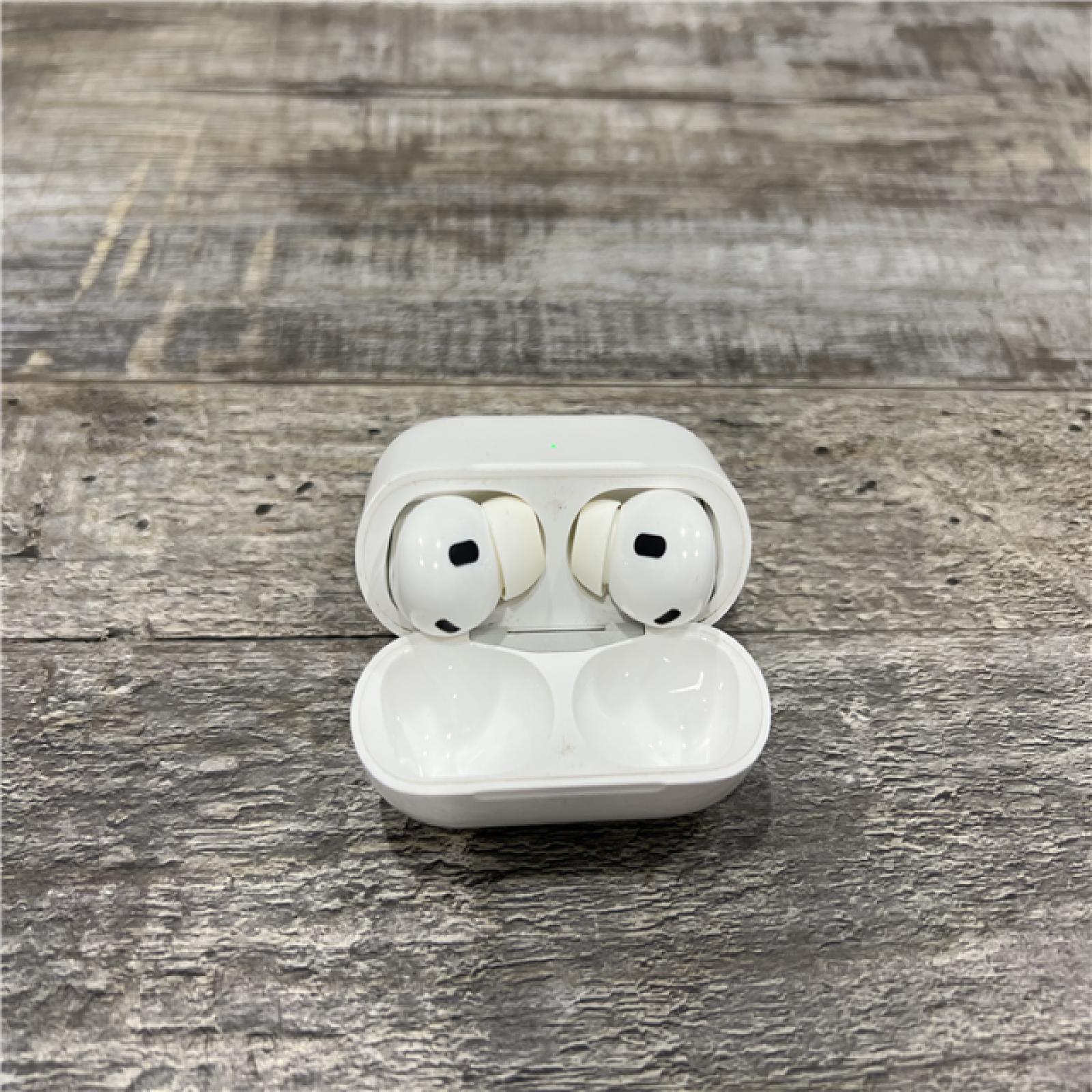 AS-IS AirPods Pro (2nd generation) with MagSafe Case