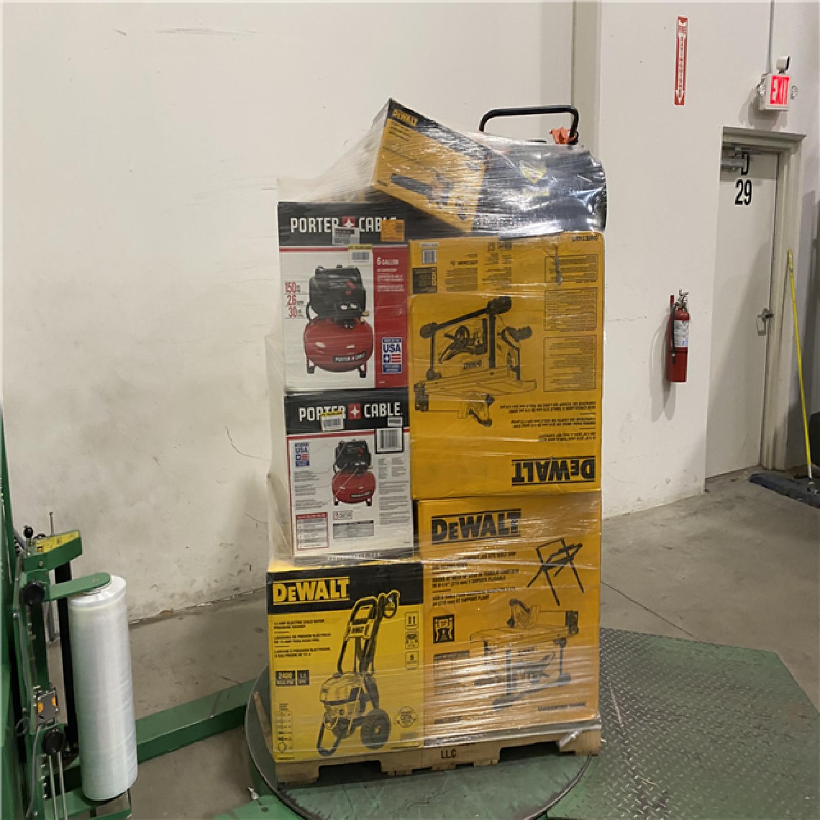 Dallas Location - As-Is DEWALT Tool Pallet