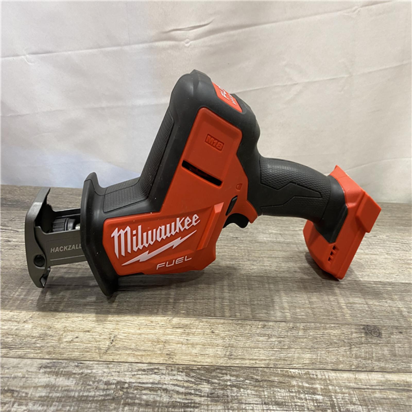 AS-IS Milwaukee FUEL 18V Lithium-Ion Brushless Cordless HACKZALL Reciprocating Saw Kit