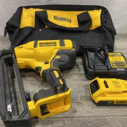 AS-IS DEWALT 20V MAX XR 16-Gauge Electric Cordless Angled Finishing Nailer Kit