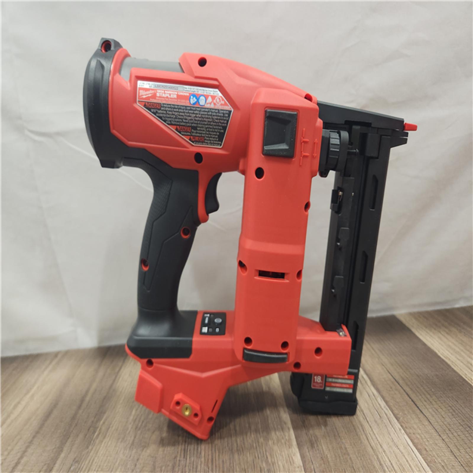AS-IS- MILWAUKEE FUEL 18V Cordless 18-Gauge 1/4 in. Narrow Crown Stapler (Tool-Only)