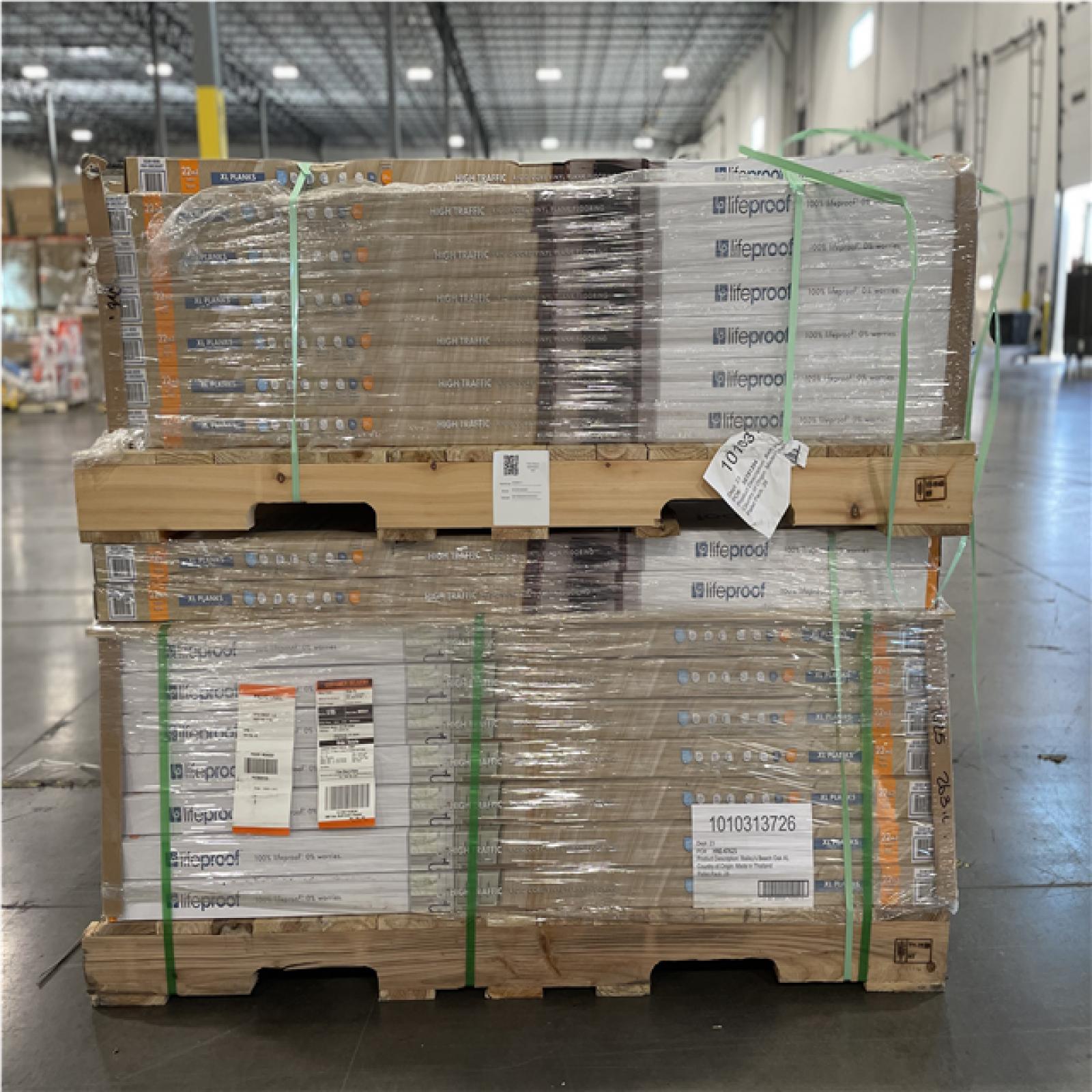 DALLAS LOCATION -Lifeproof Bailey's Beach Oak 22 MIL x 8.7 in. W x 59 in. L Click Lock Waterproof Luxury Vinyl Plank Flooring (25 sqft/Case) PALLET- (62 CASES)