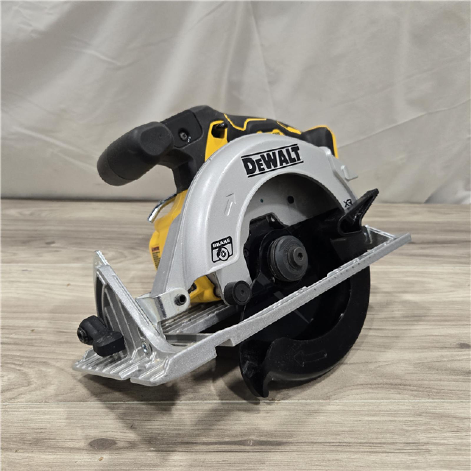 AS-IS DeWALT DCS565B 20V Max 6.5 Cordless Circular Saw (TOOL ONLY)