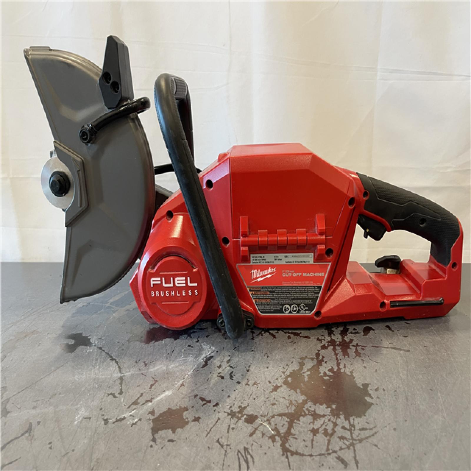 AS-IS - Milwaukee M18 FUEL ONE-KEY 18V Lithium-Ion Brushless Cordless 9 in. Cut Off Saw