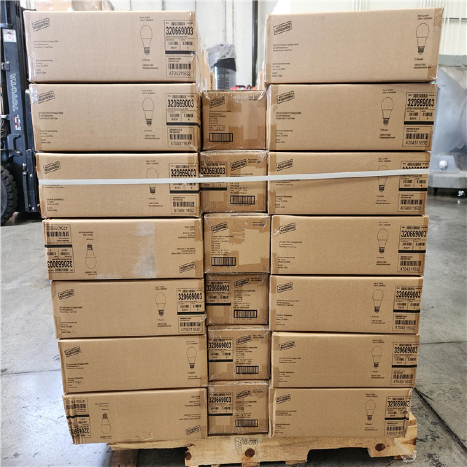 Phoenix Location NEW LED Bulb A19 5000K, 60 Watt Replacement 120V 840 Lumens 8 Bulbs/Pack (79 Packs)