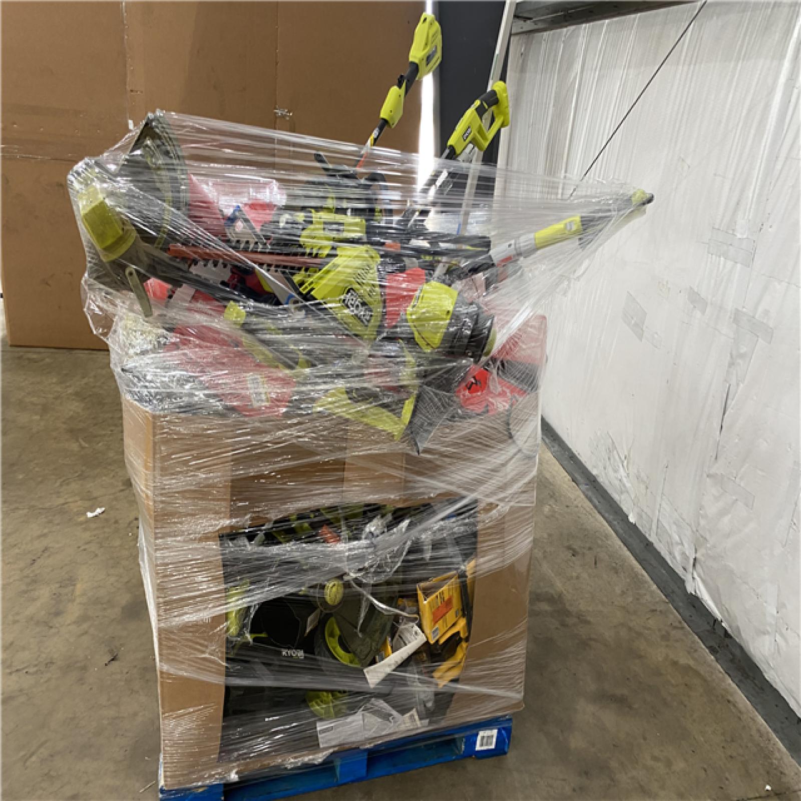 Houston Location AS IS - Tool Pallet