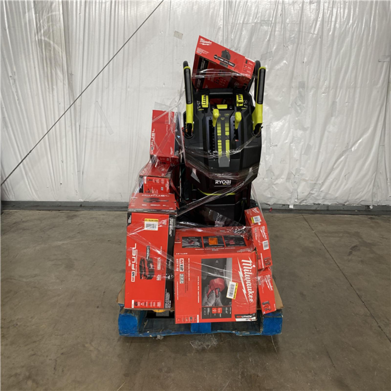 Houston Location AS IS - Tool Pallet