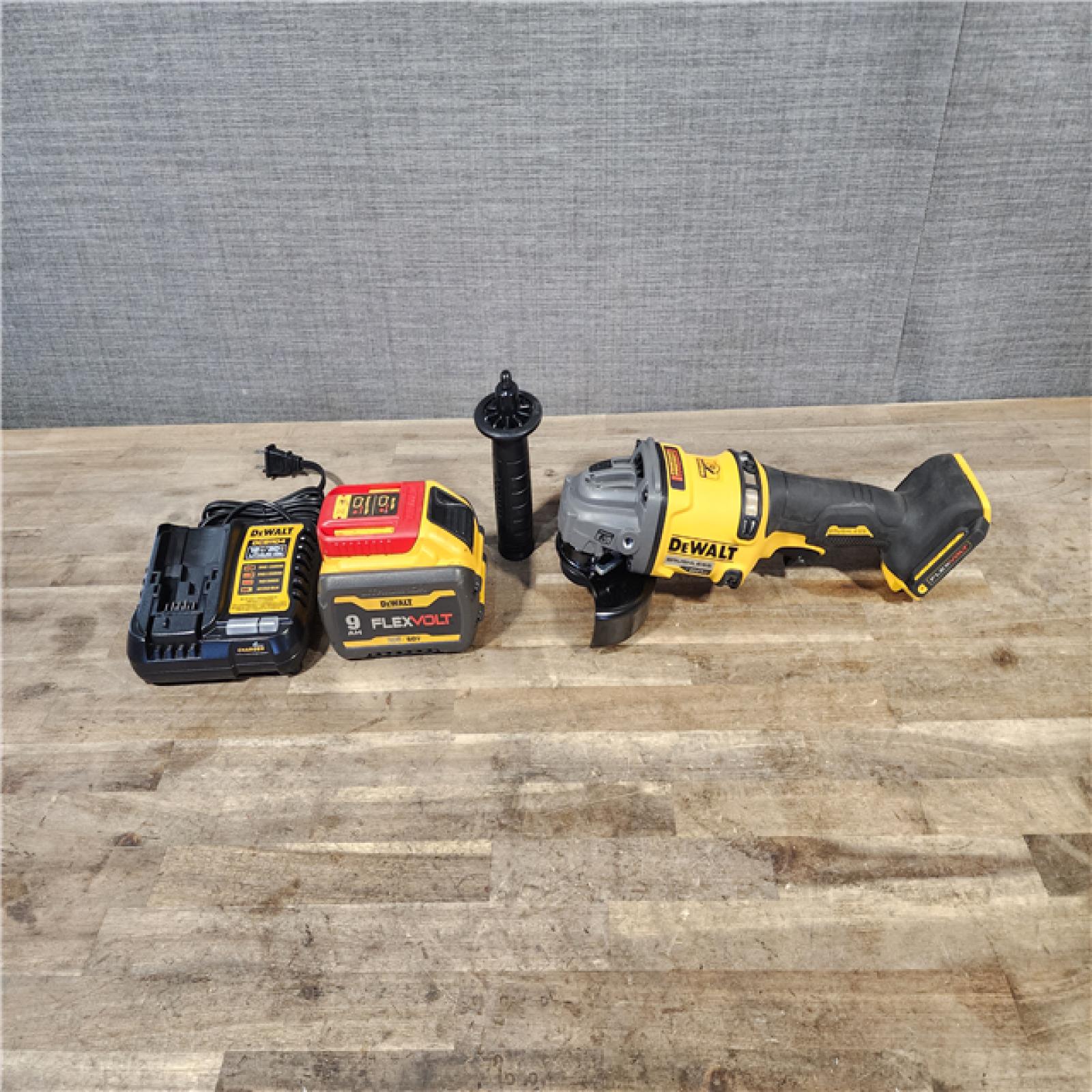 HOUSTON LOCATION - AS-IS DeWalt FLEXVOLT 60V Cordless 4-1/2 to 6 in. Grinder Kit (Battery & Charger)