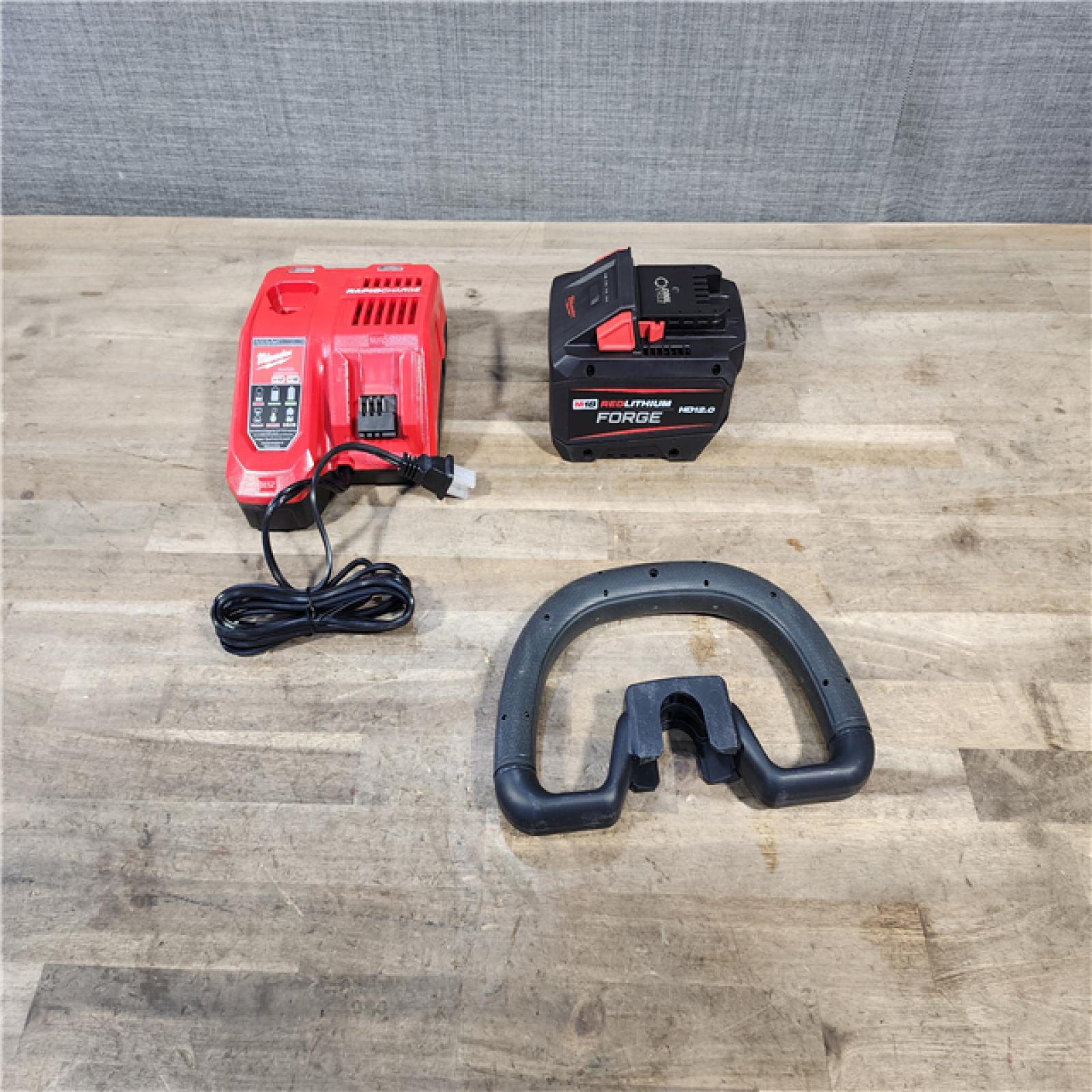 HOUSTON LOCATION - AS-IS (APPEARS LIKE NEW) M18 FUEL 18V 8 in. Brushless Cordless Battery Powered Straight Shaft Lawn Edger Kit W/ 12.0 Ah FORGE Battery  Charger