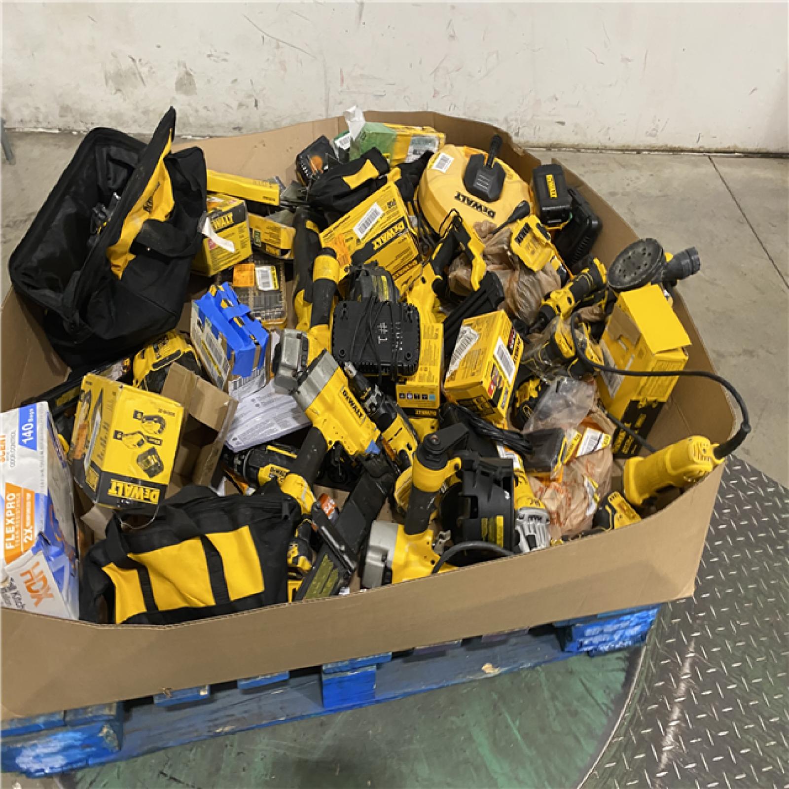 Dallas Location - As-Is DEWALT Tool Pallet