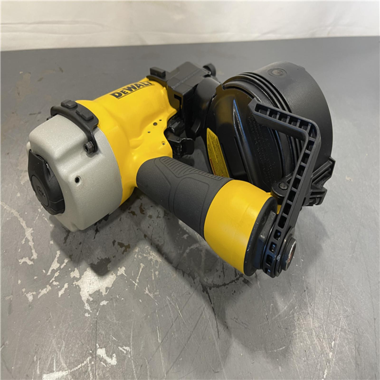 AS-IS - DeWalt Pneumatic 15-Degree Coil Corded Siding Nailer
