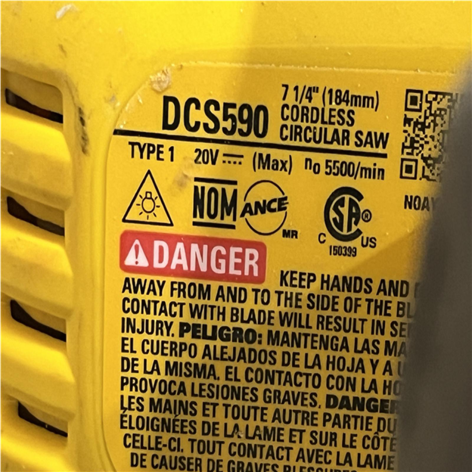 AS-IS DEWALT 20-Volt MAX 7-1/4 in. Cordless Circular Saw (Tool Only)