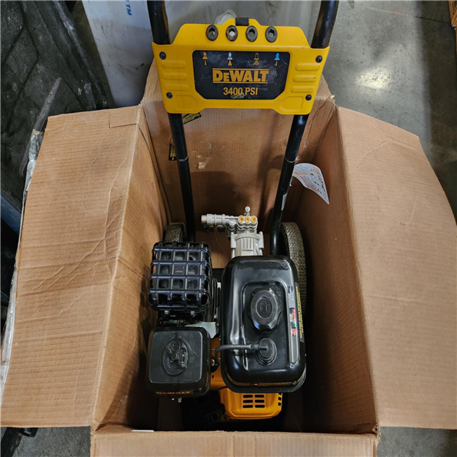 Phoenix AS-IS DEWALT 3400 PSI 2.5 GPM Gas Cold Water Pressure Washer with DeWalt 210 Engine