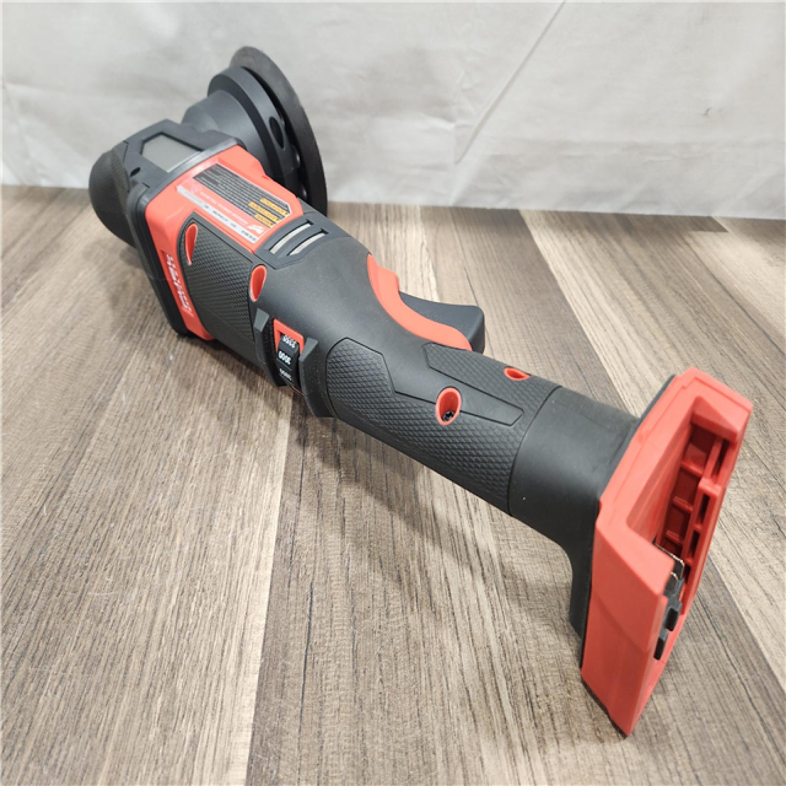 AS-IS- Milwaukee M18 FUEL18V Lithium-Ion Brushless Cordless 15MM DA Polisher (Tool-Only)