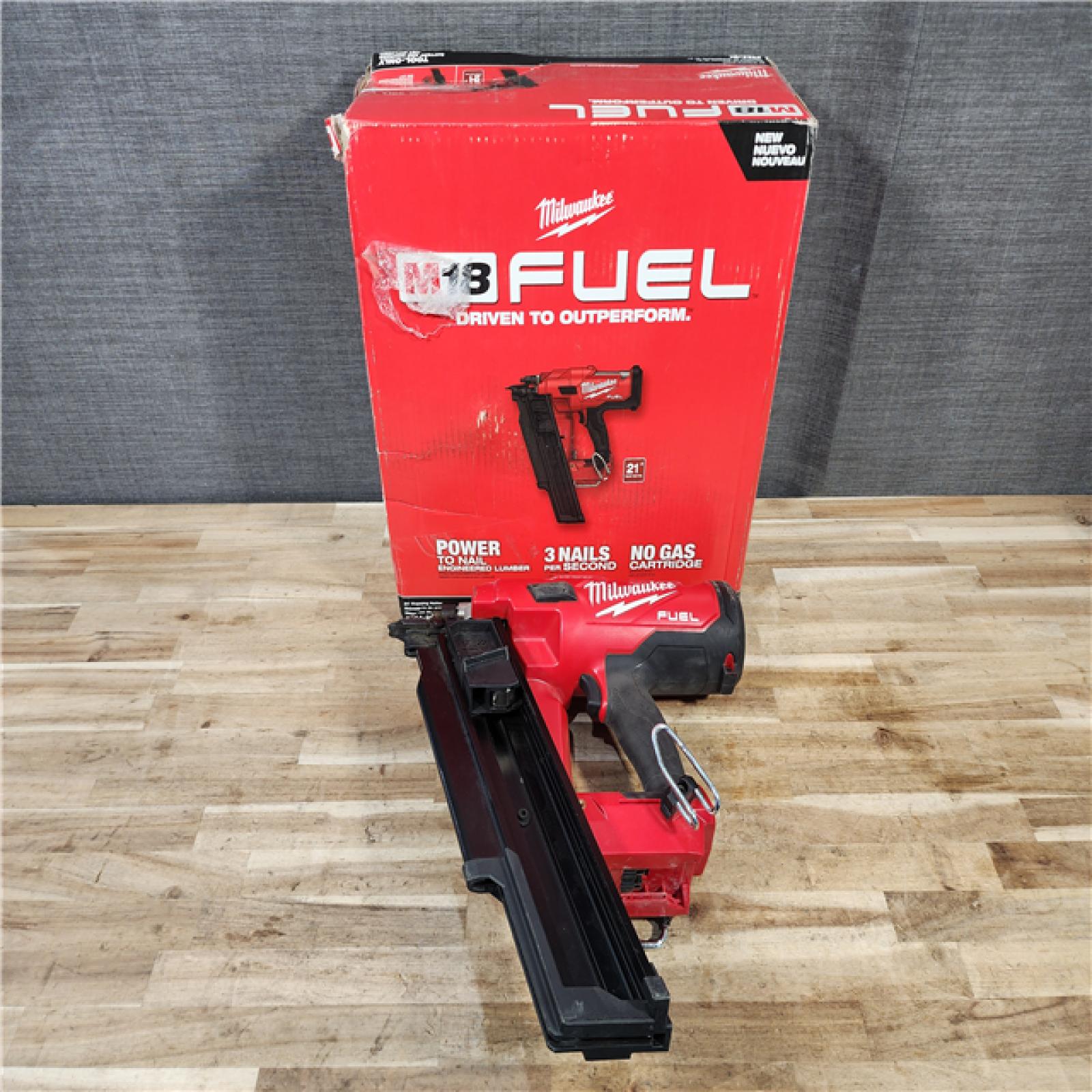 HOUSTON LOCATION - AS-IS Milwaukee FUEL 3-1/2 in. 18-Volt 21-Degree Lithium-Ion Brushless Cordless Framing Nailer (Tool-Only)