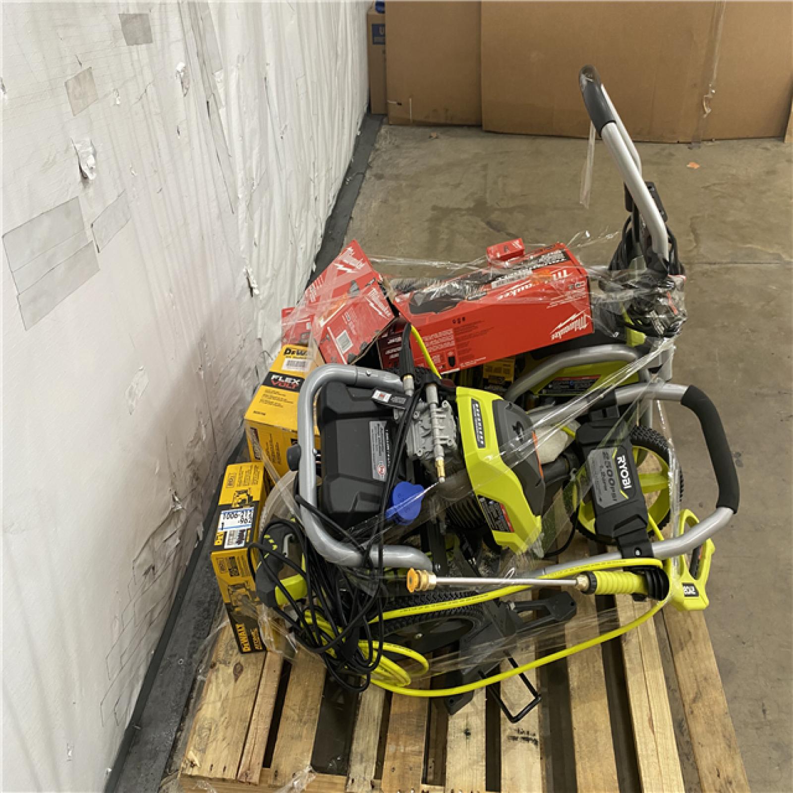 Houston Location AS IS - Tool Pallet