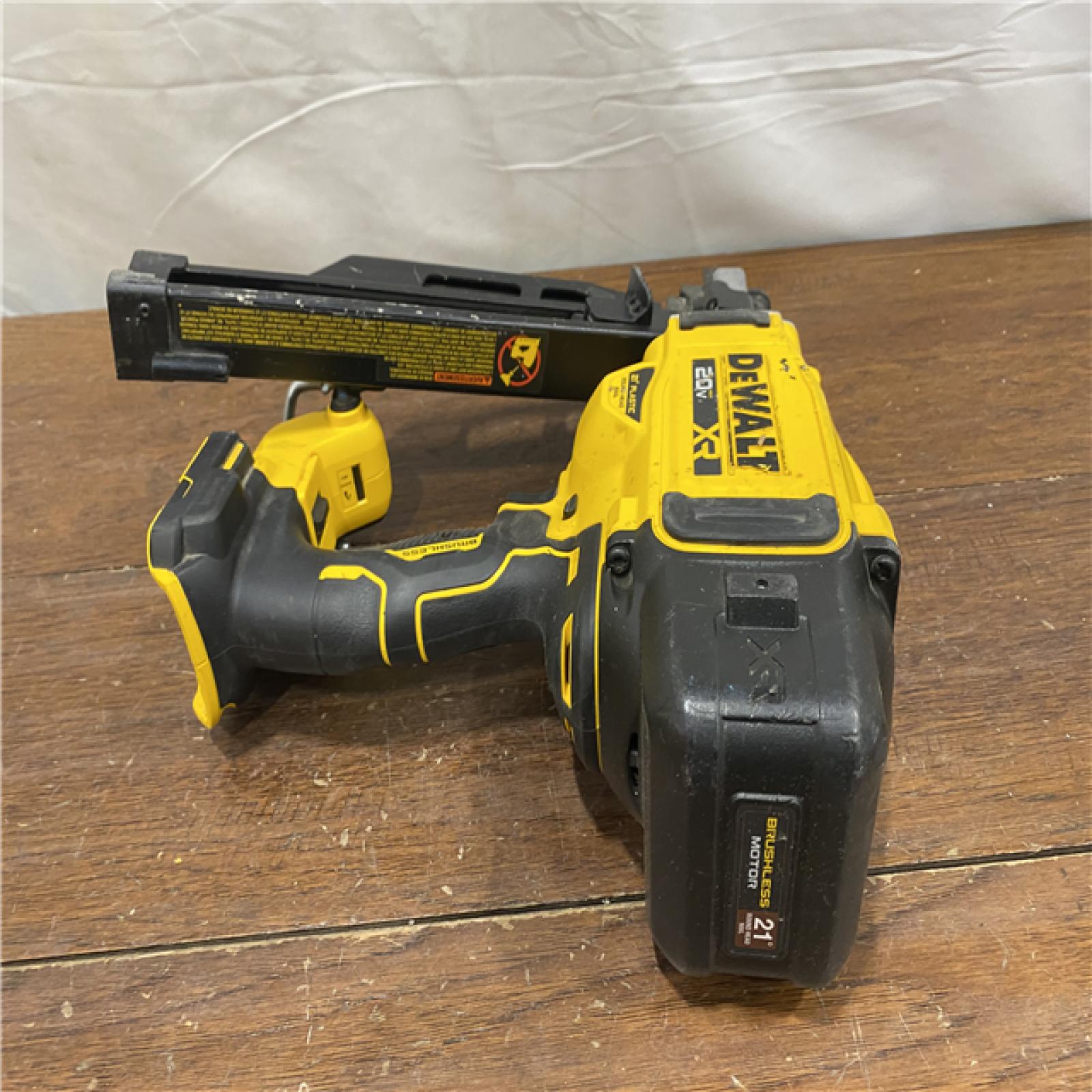 AS-IS DEWALT 20-Volt 21° Cordless Framing Nailer (Tool-Only)