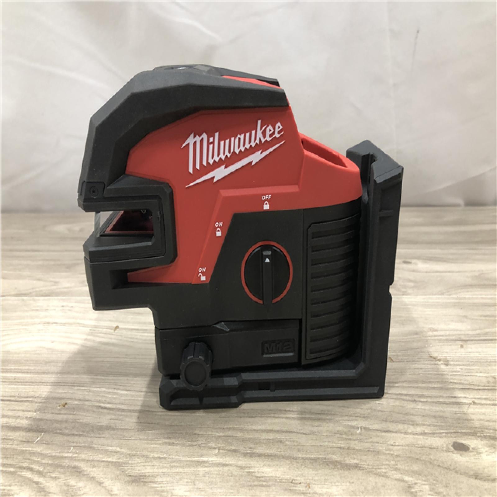 AS-IS Milwaukee 3624-21 12V M12 Cordless USB Rechargeable Green Beam Cross Line & 4-Points Laser Kit