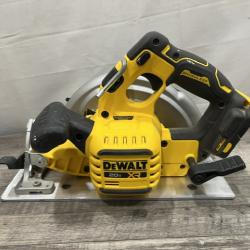 AS-IS DEWALT 20-Volt MAX 7-1/4 in. Cordless Circular Saw (Tool Only)